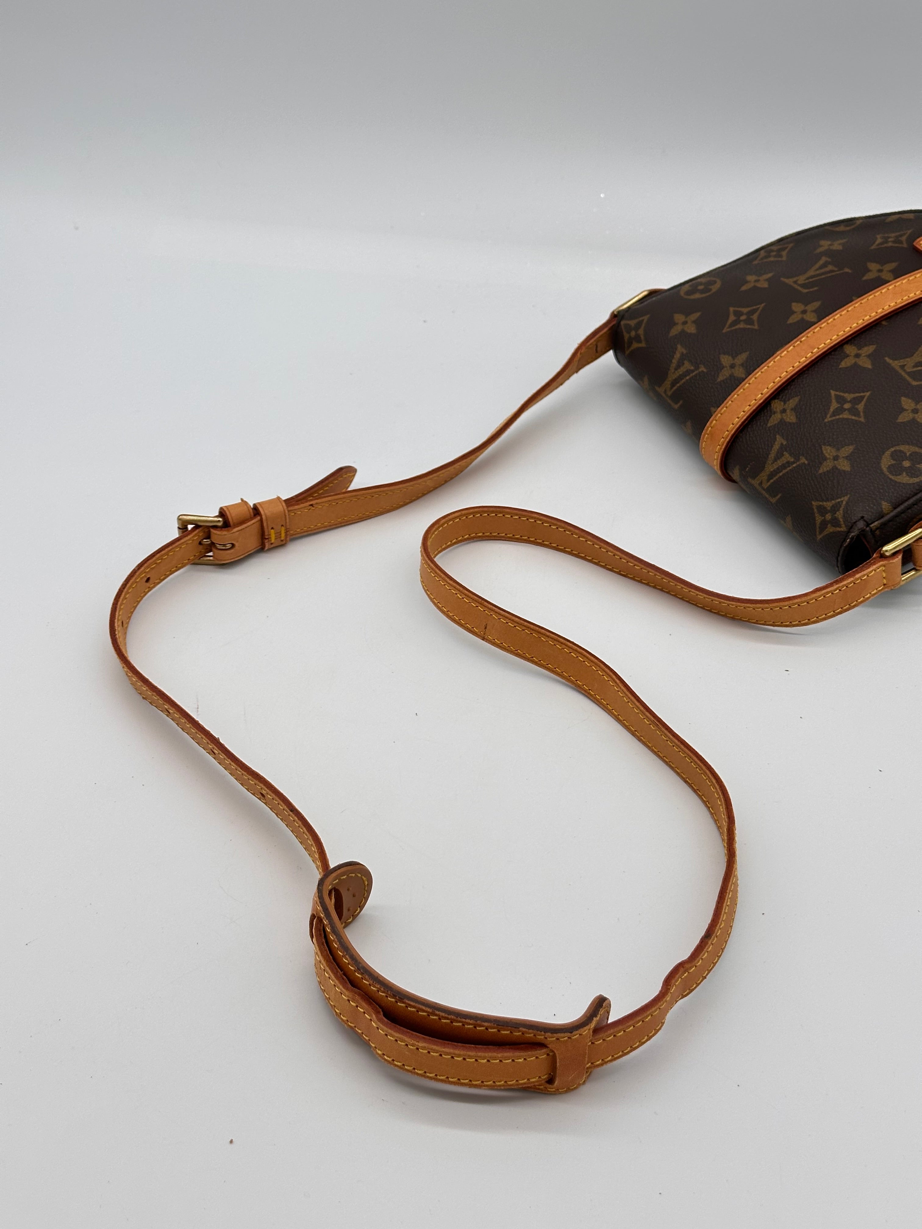 Louis Vuitton Chantilly PM