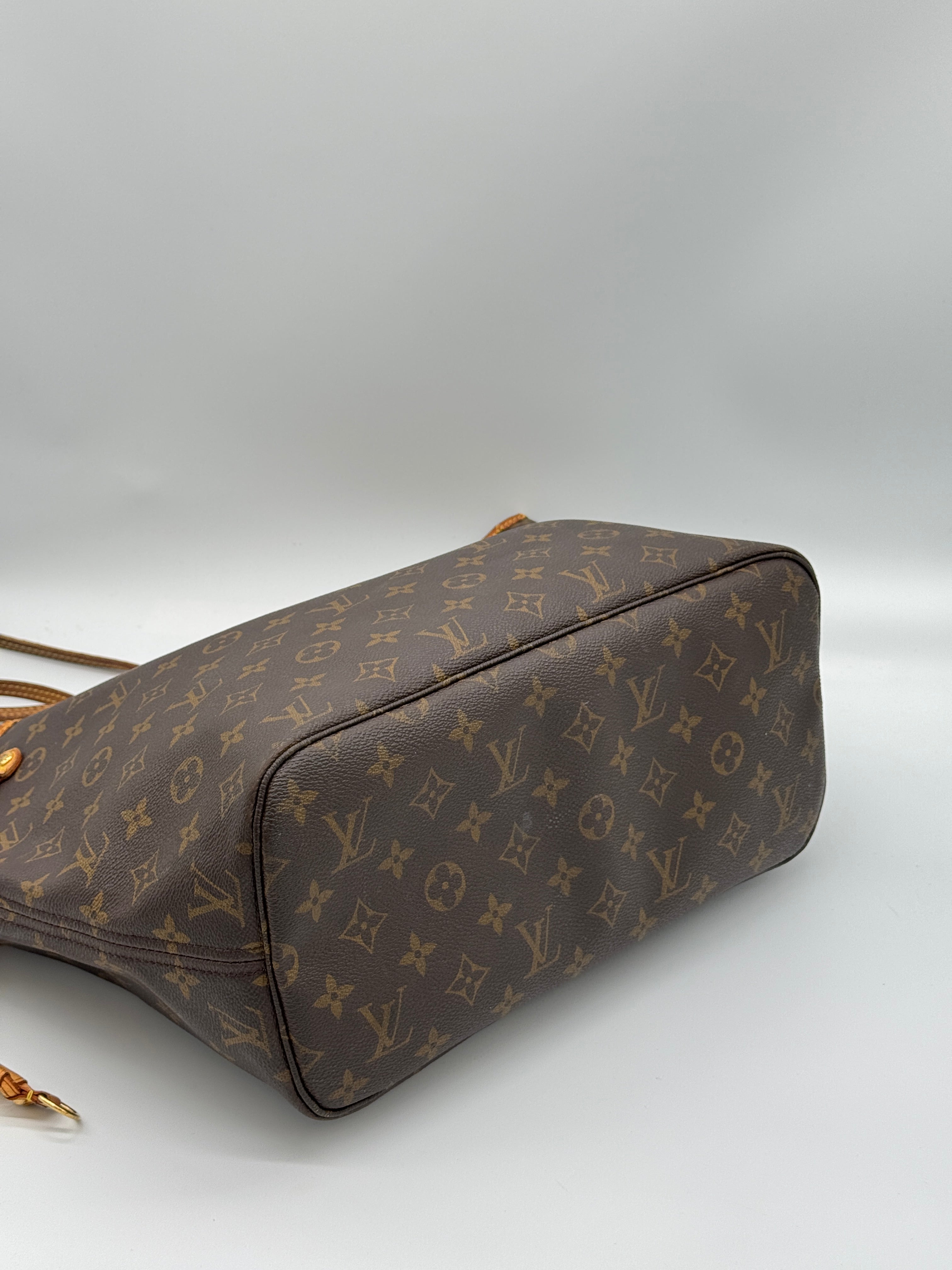 Louis Vuitton Neverfull MM