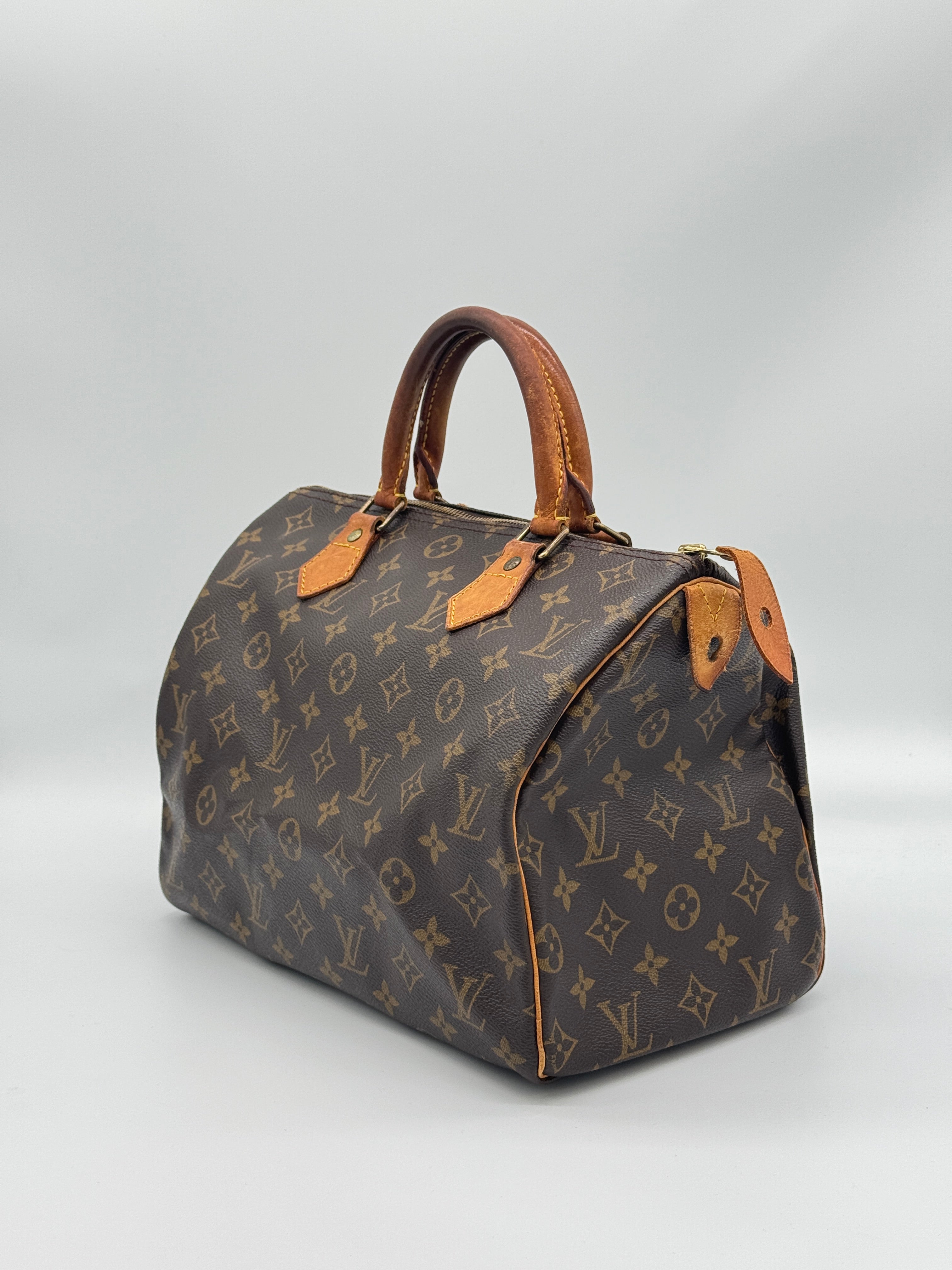 Louis Vuitton Speedy 30