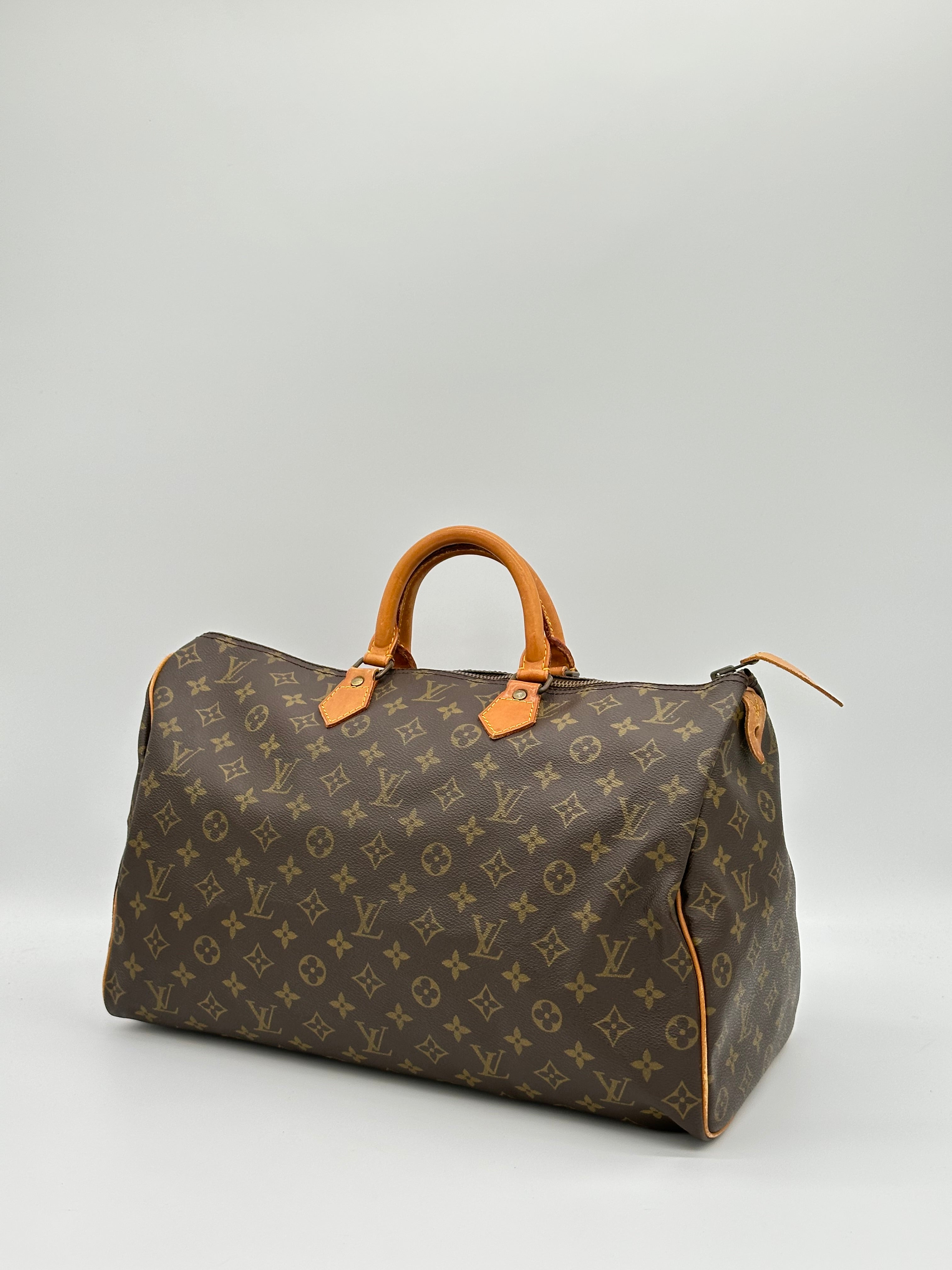 Louis Vuitton Speedy 40