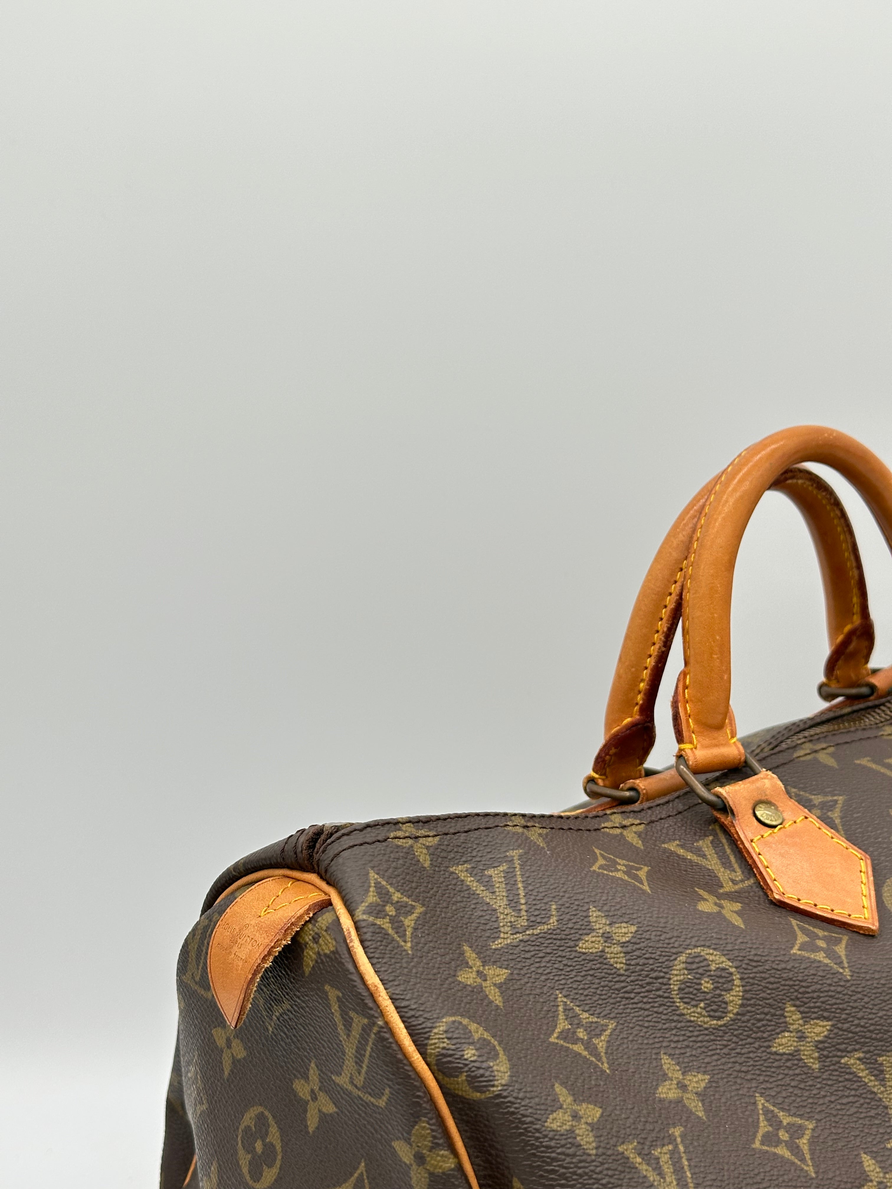 Louis Vuitton Speedy 40