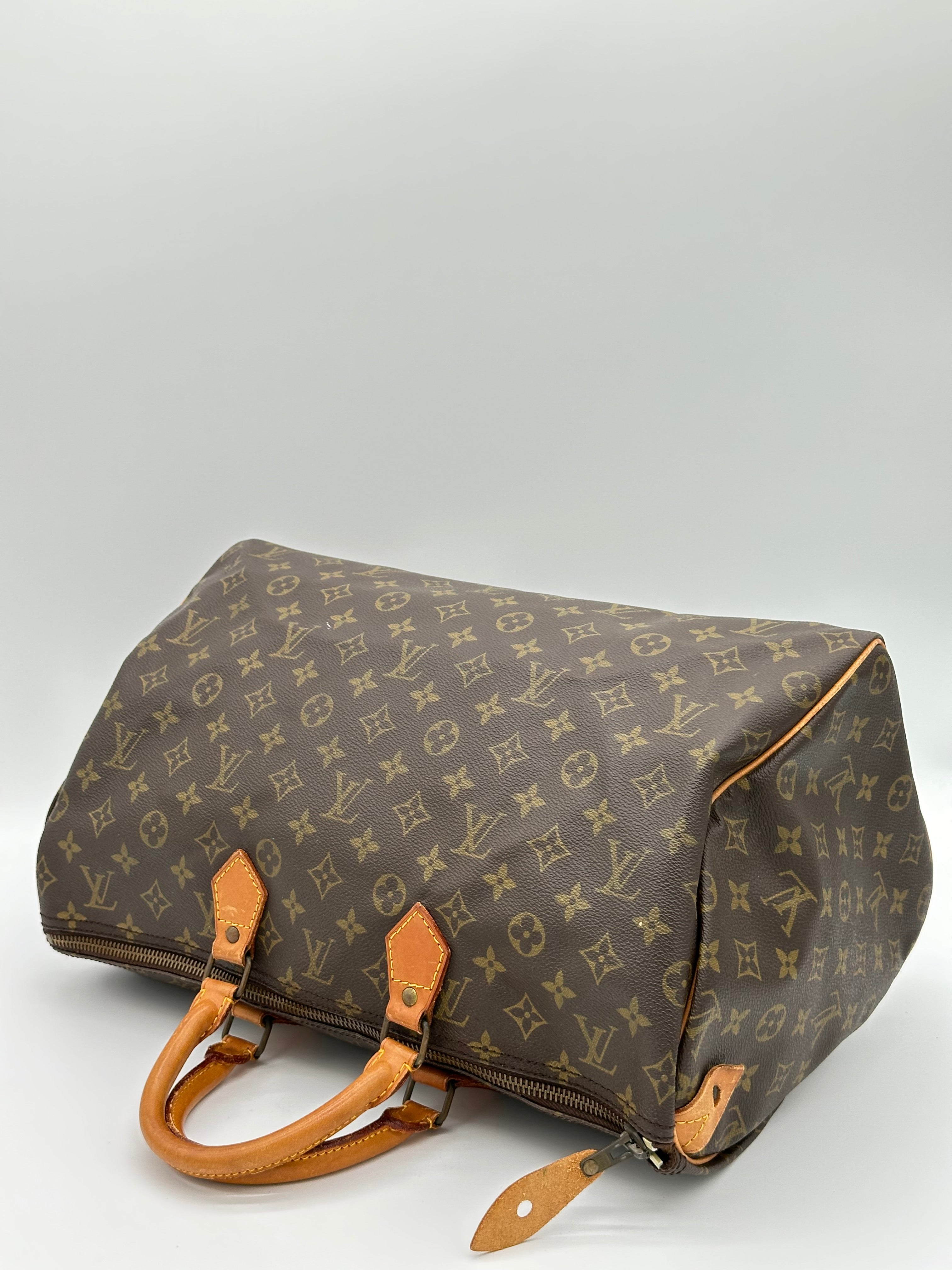 Louis Vuitton Speedy 40