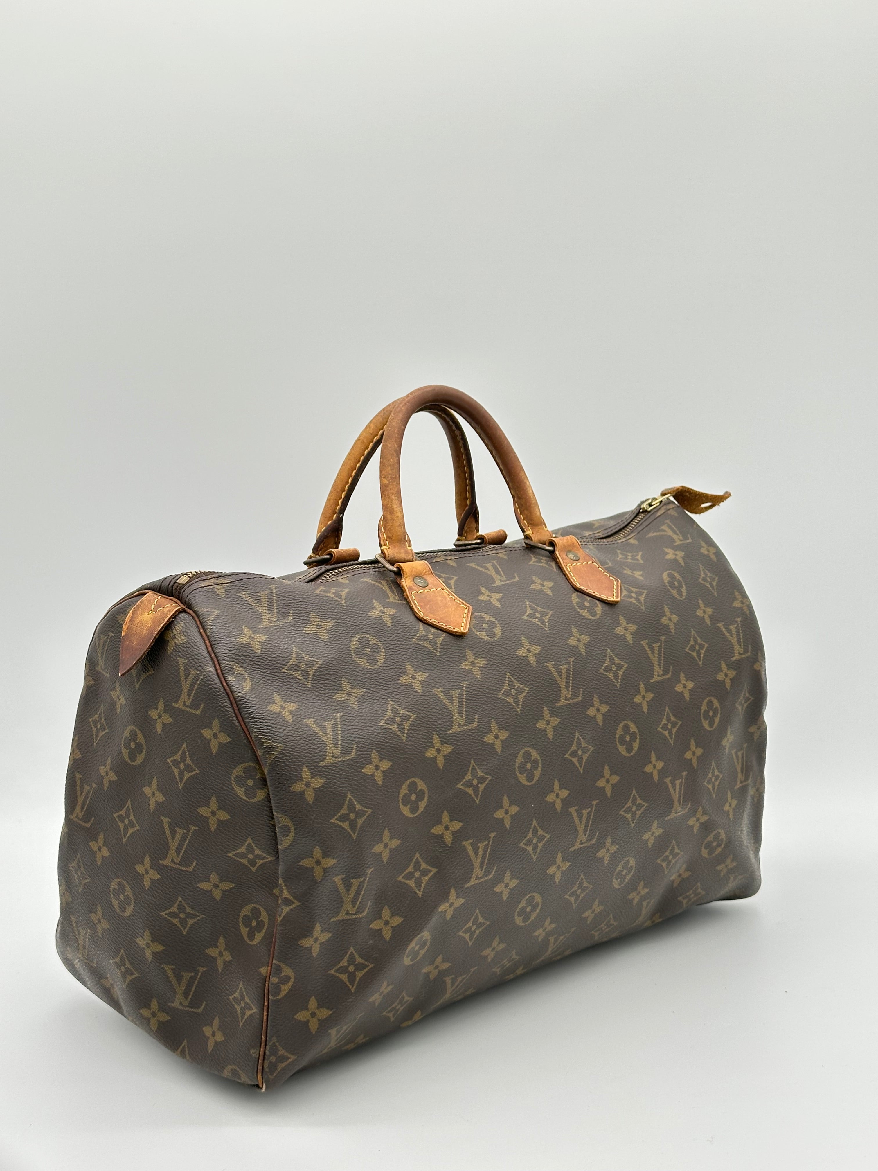 Louis Vuitton Speedy 40