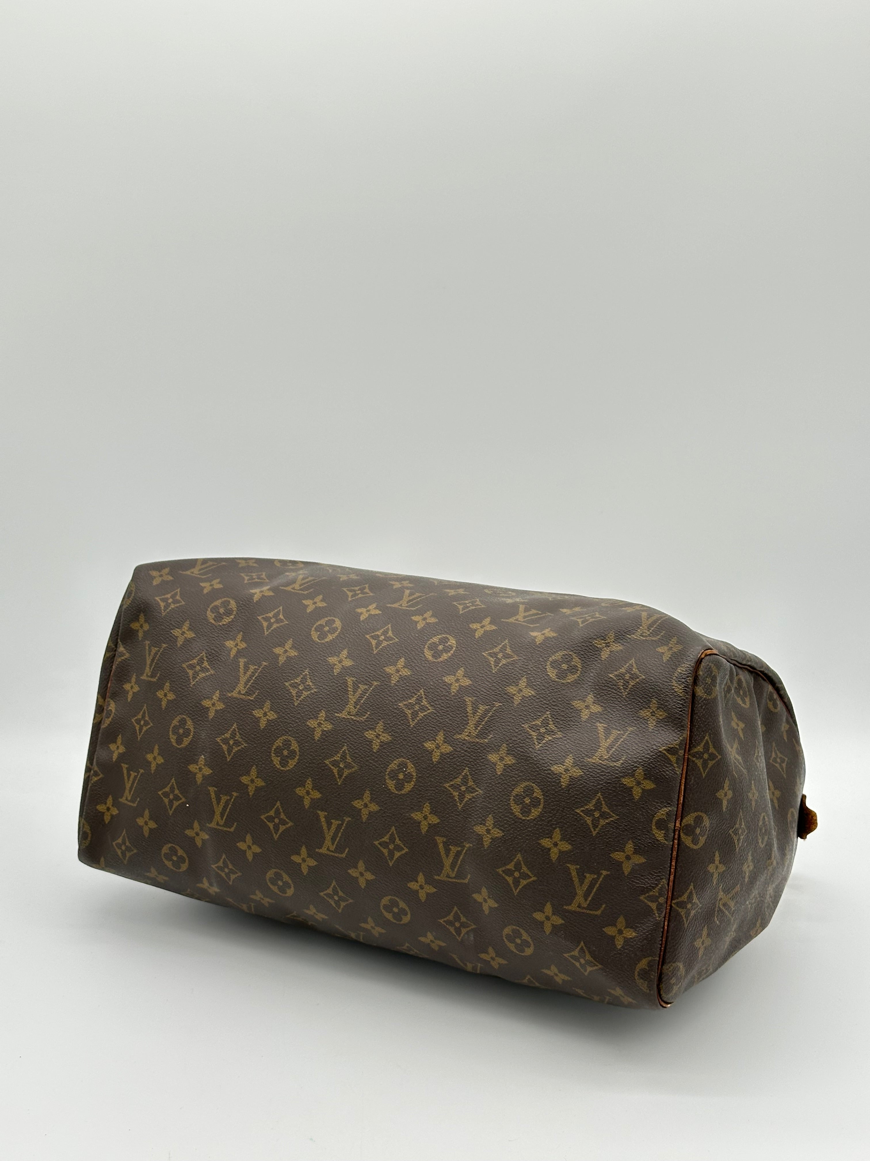 Louis Vuitton Speedy 40
