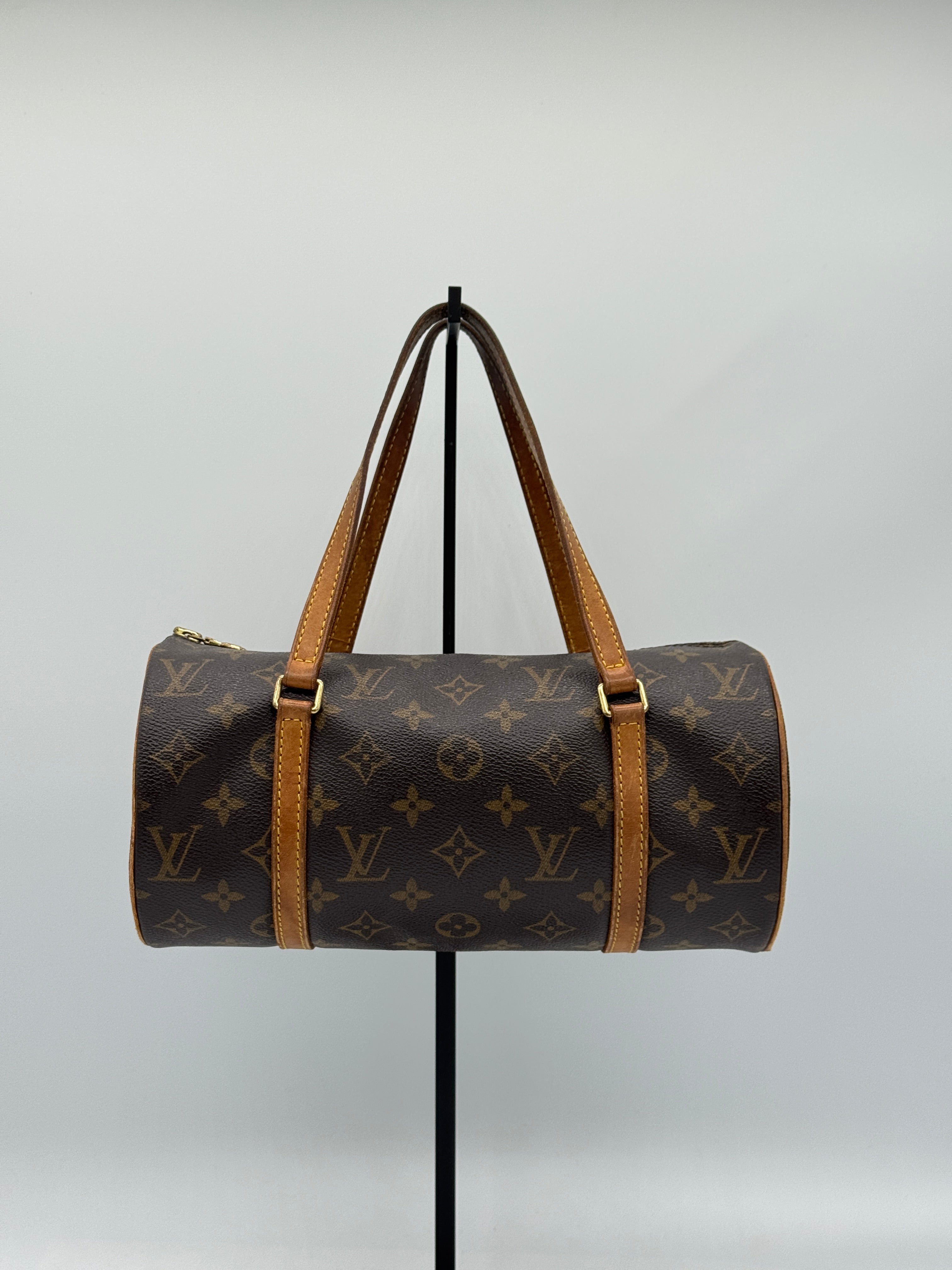 Louis Vuitton Papillon 26