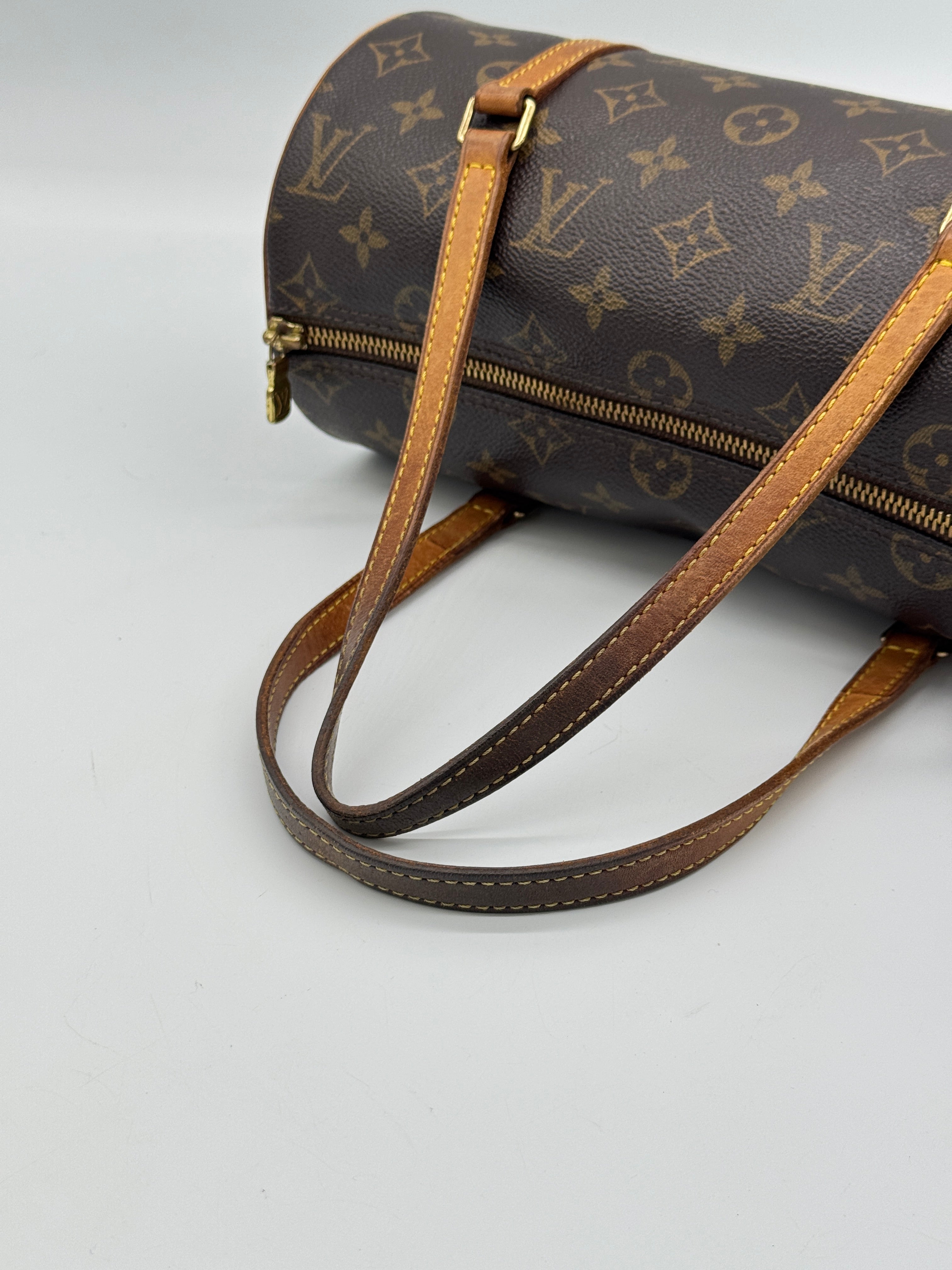 Louis Vuitton Papillon 26