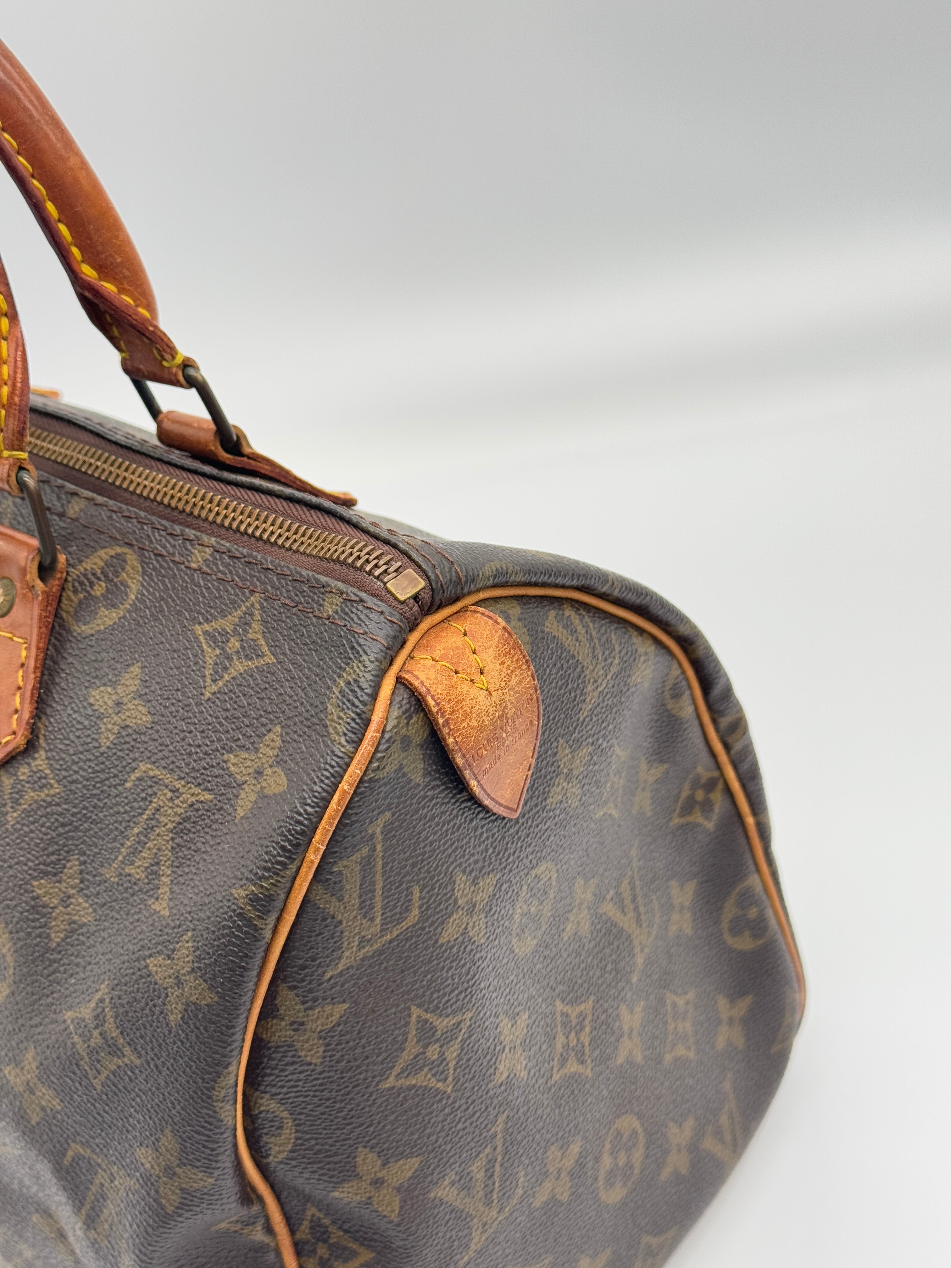 Louis Vuitton Speedy 30