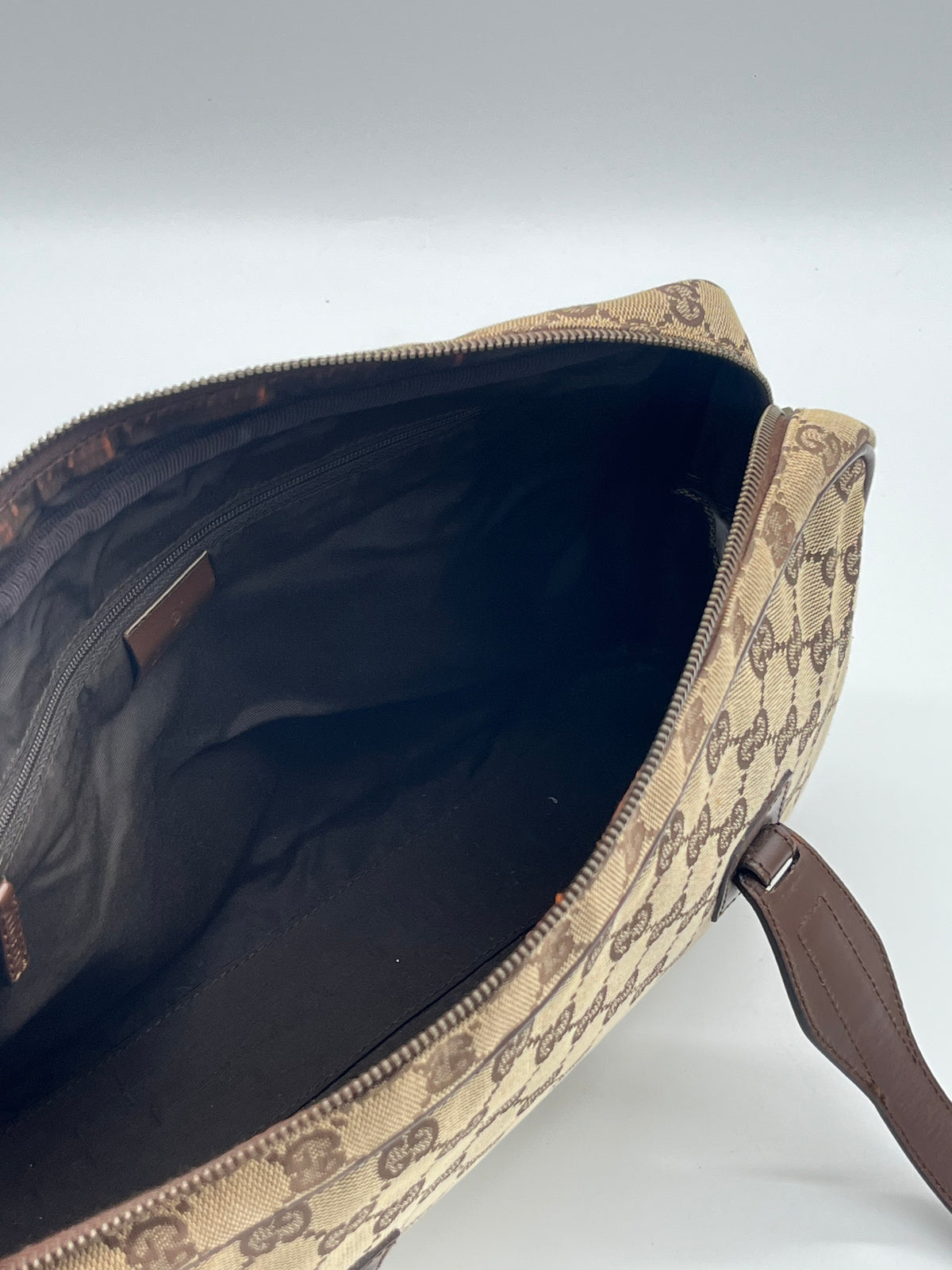 Gucci Canvas Shoulderbag