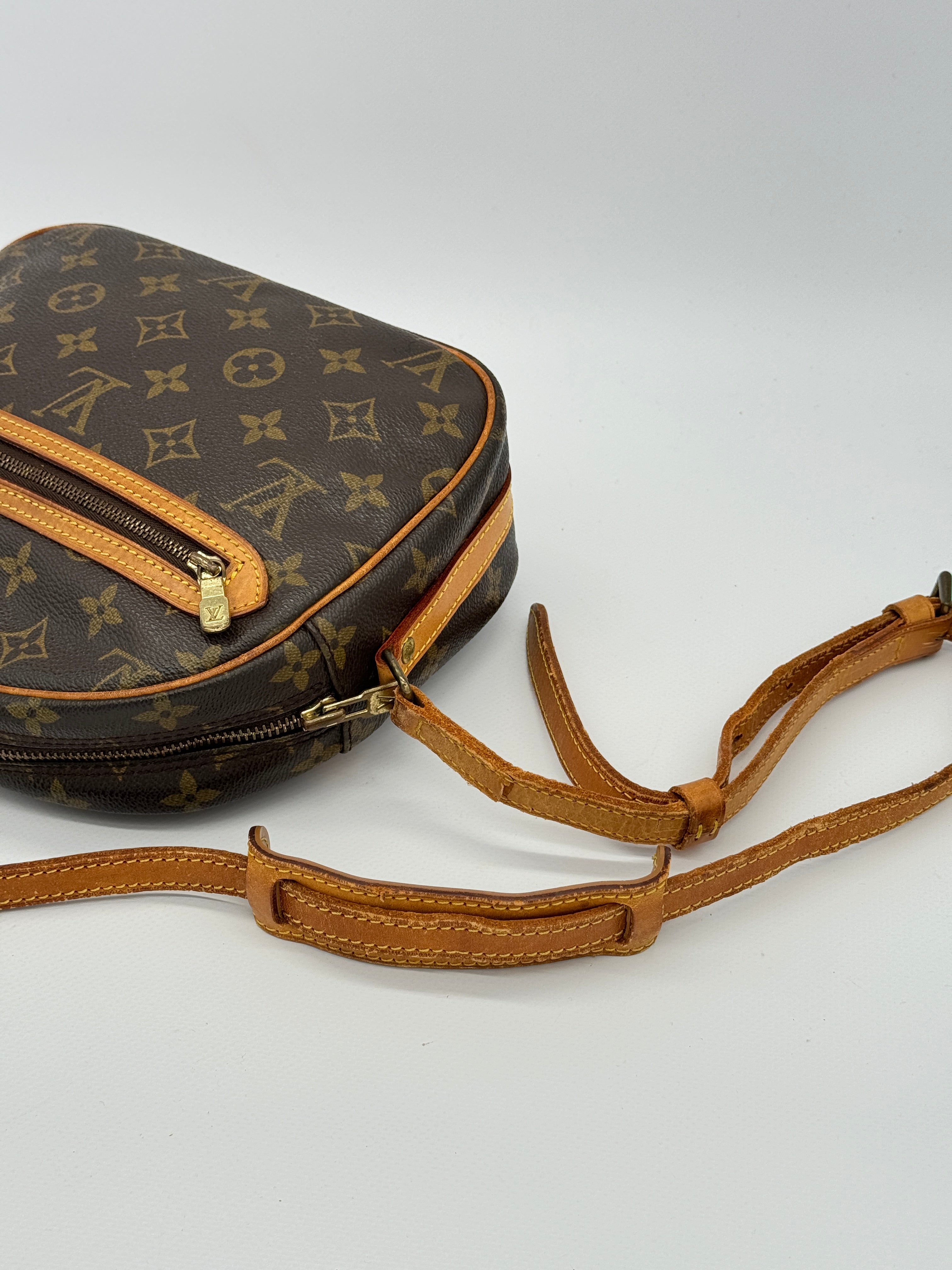 Louis Vuitton Senlis