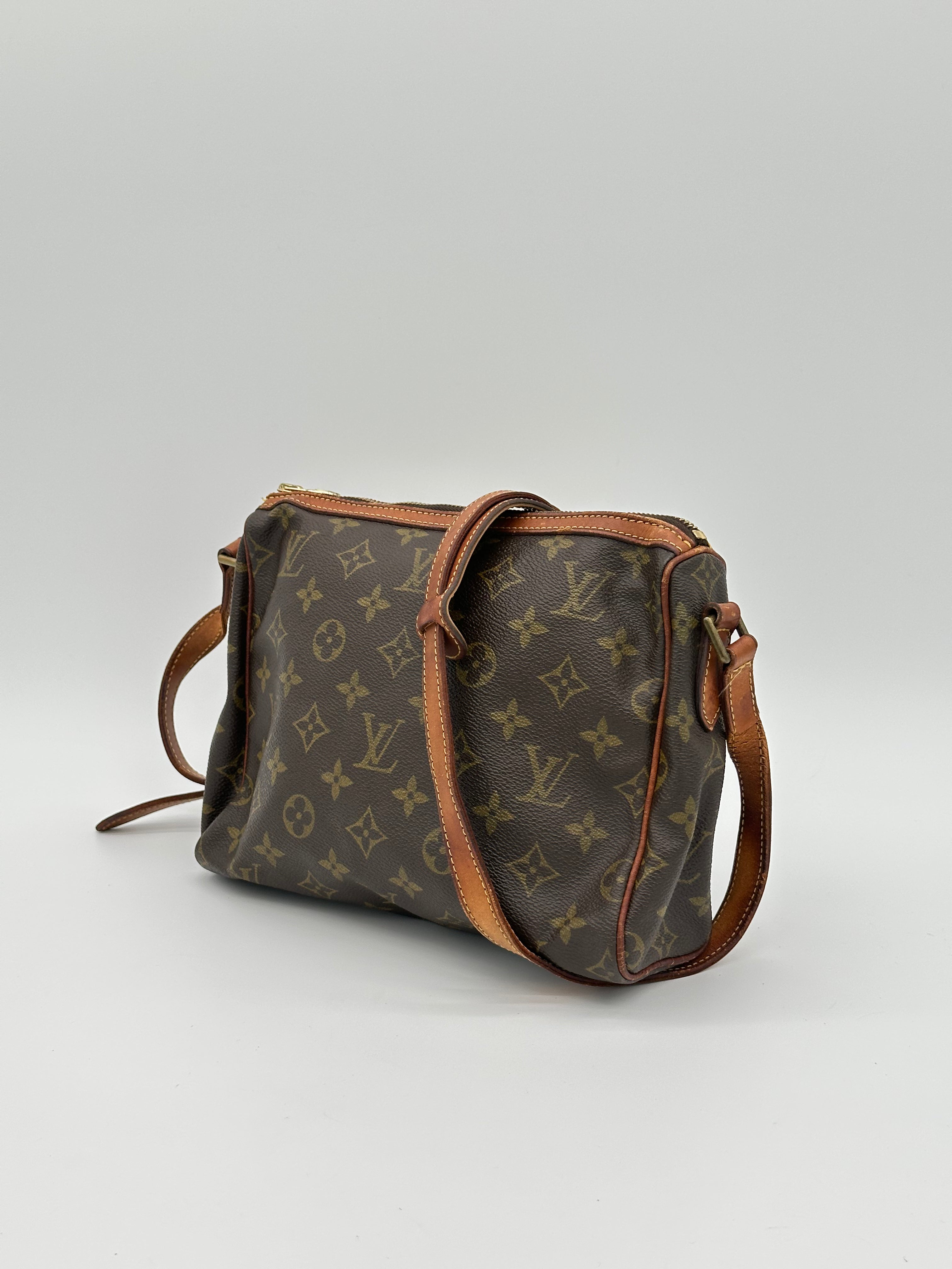 Louis Vuitton Tulle Lee