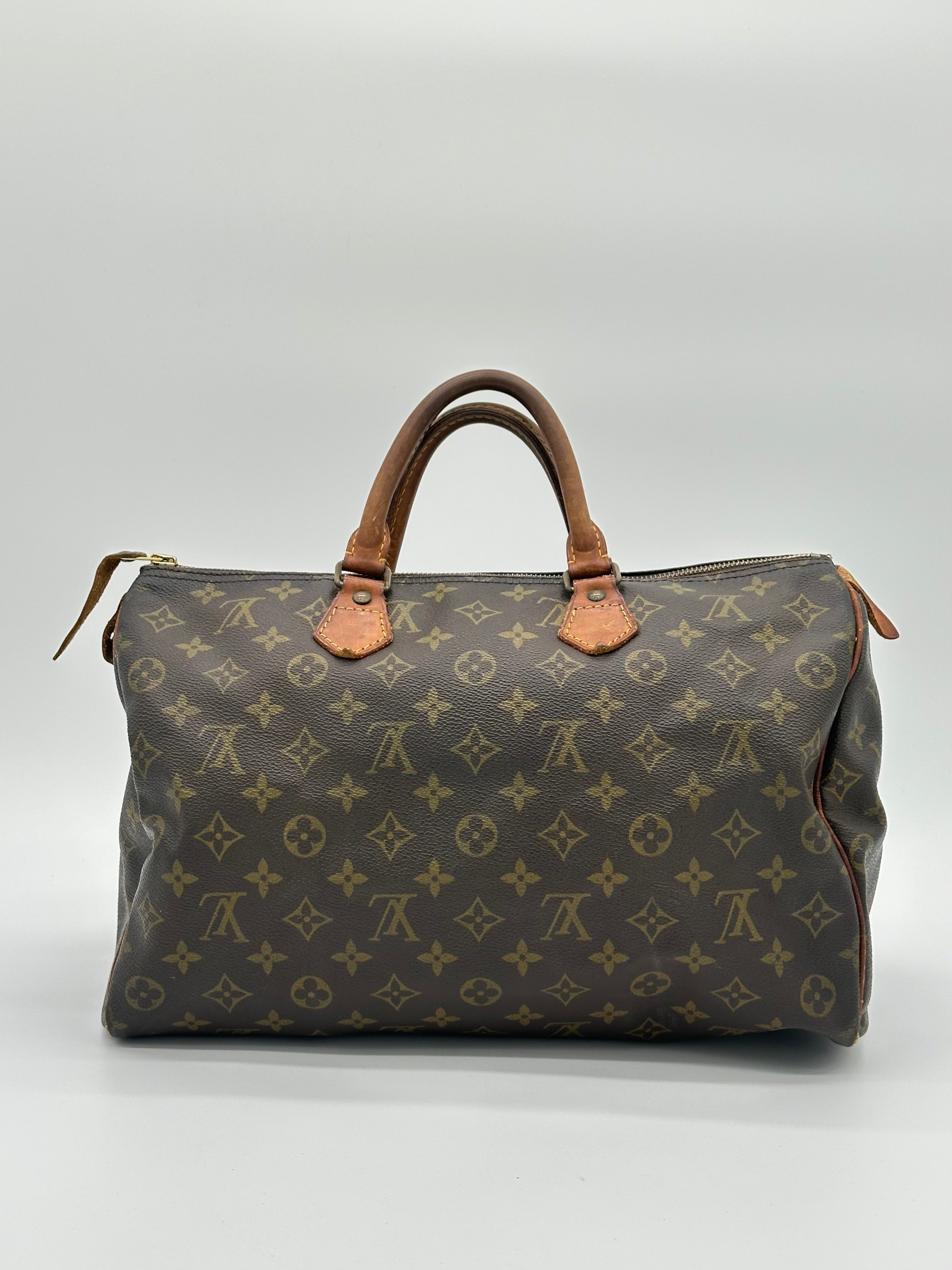 Louis Vuitton Speedy 35