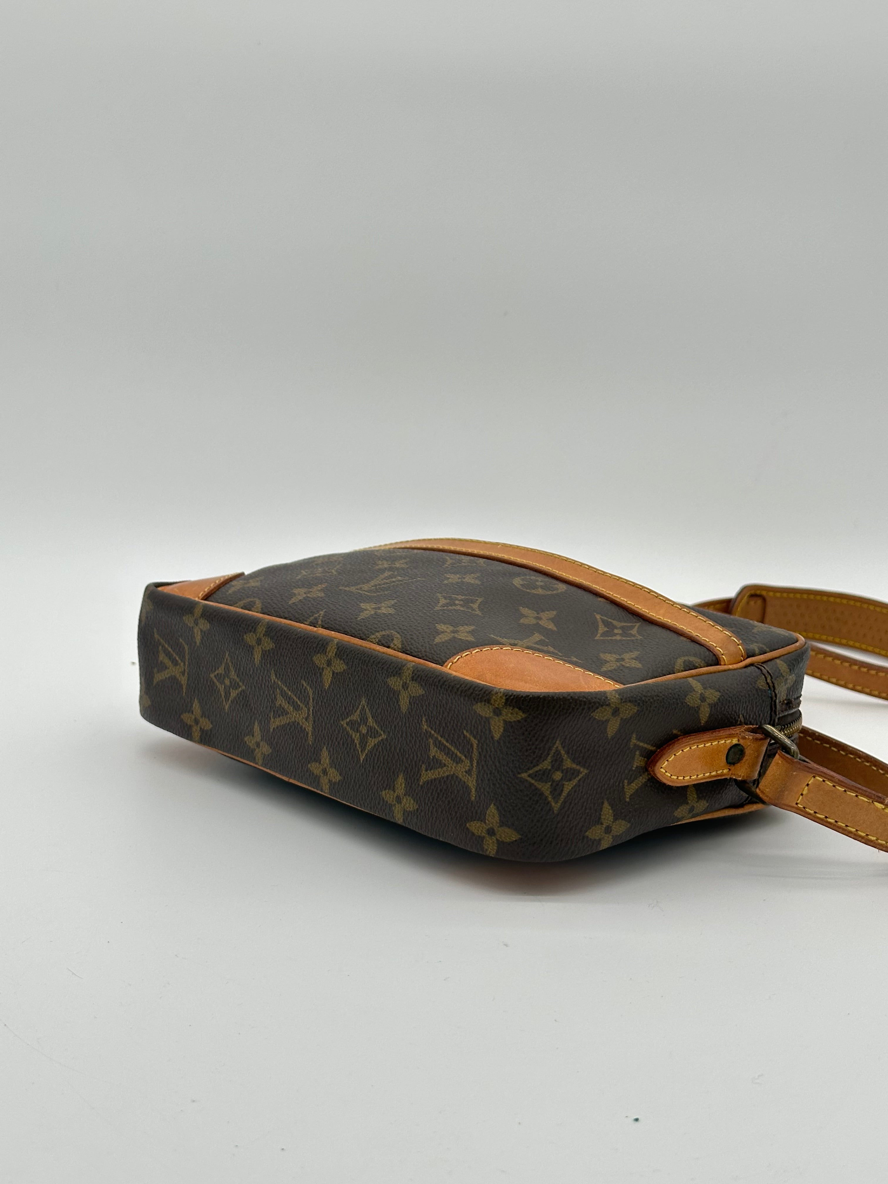 Louis Vuitton Trocadero 23