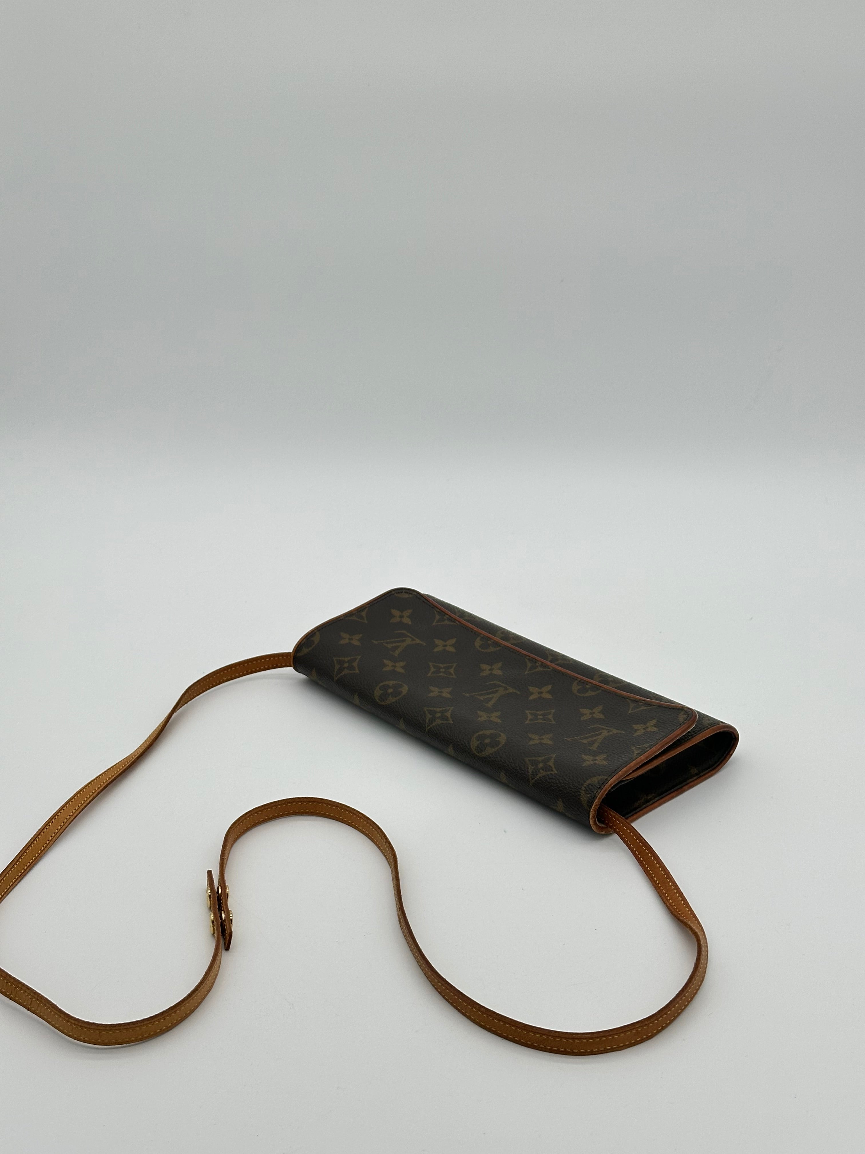 Louis Vuitton Twin Pochette GM