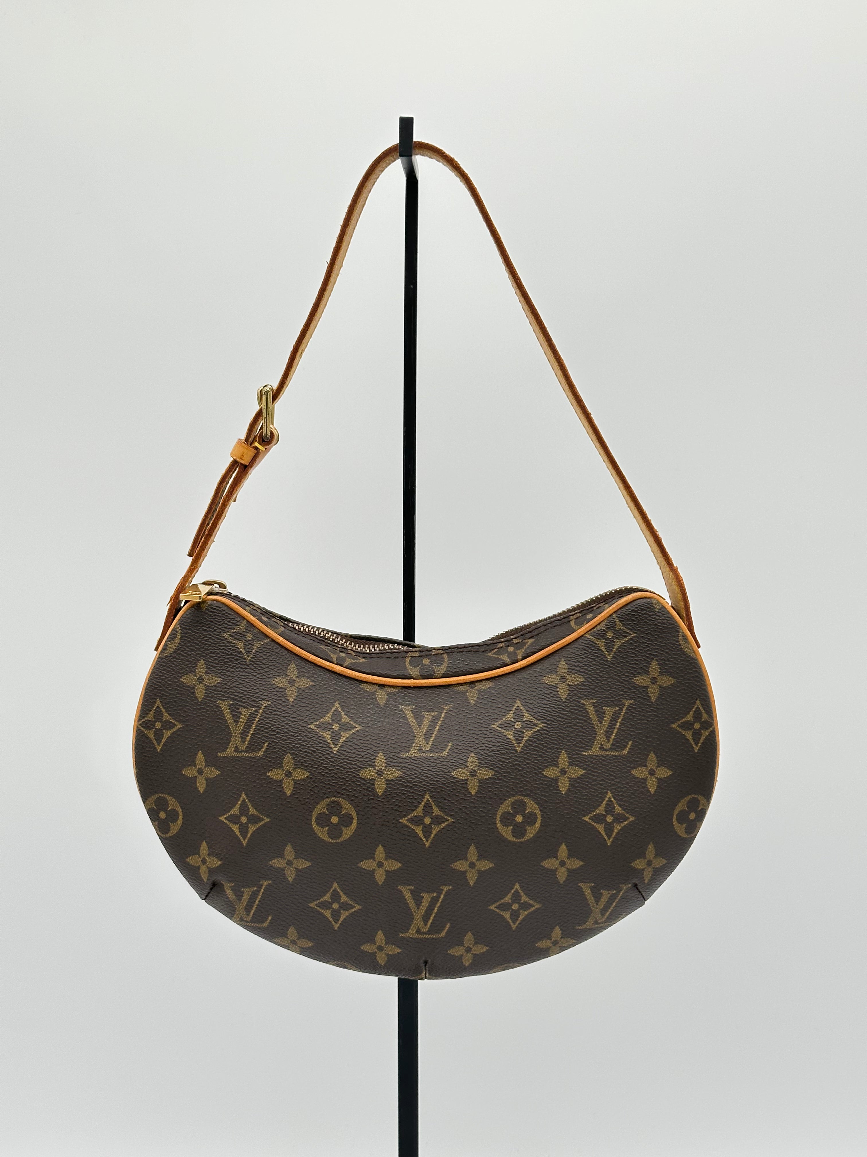 Louis Vuitton Croissant PM