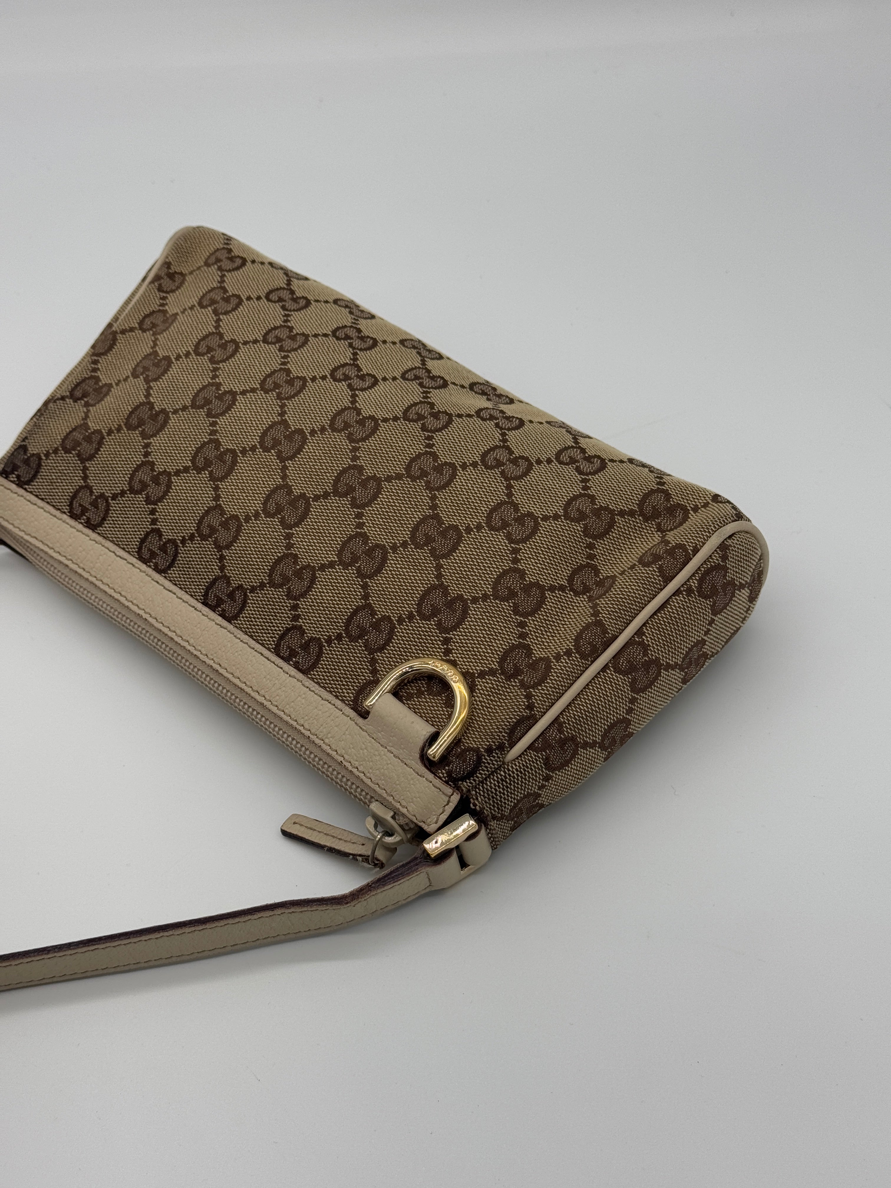 Gucci D-Ring Pochette