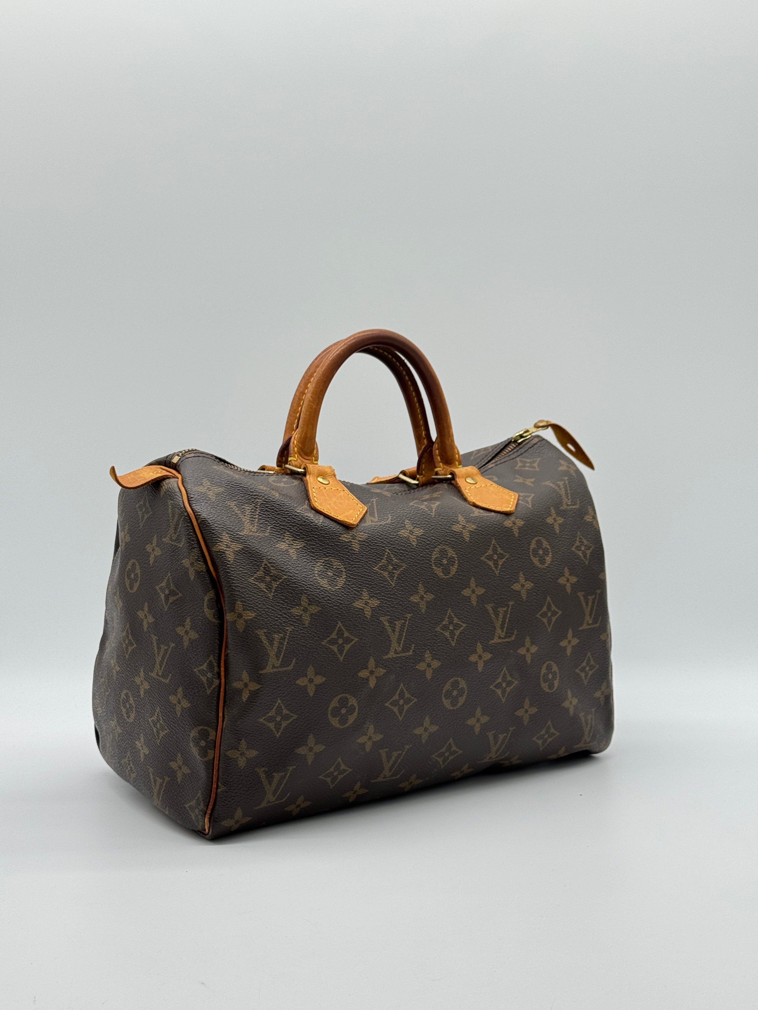 Louis Vuitton Speedy 30