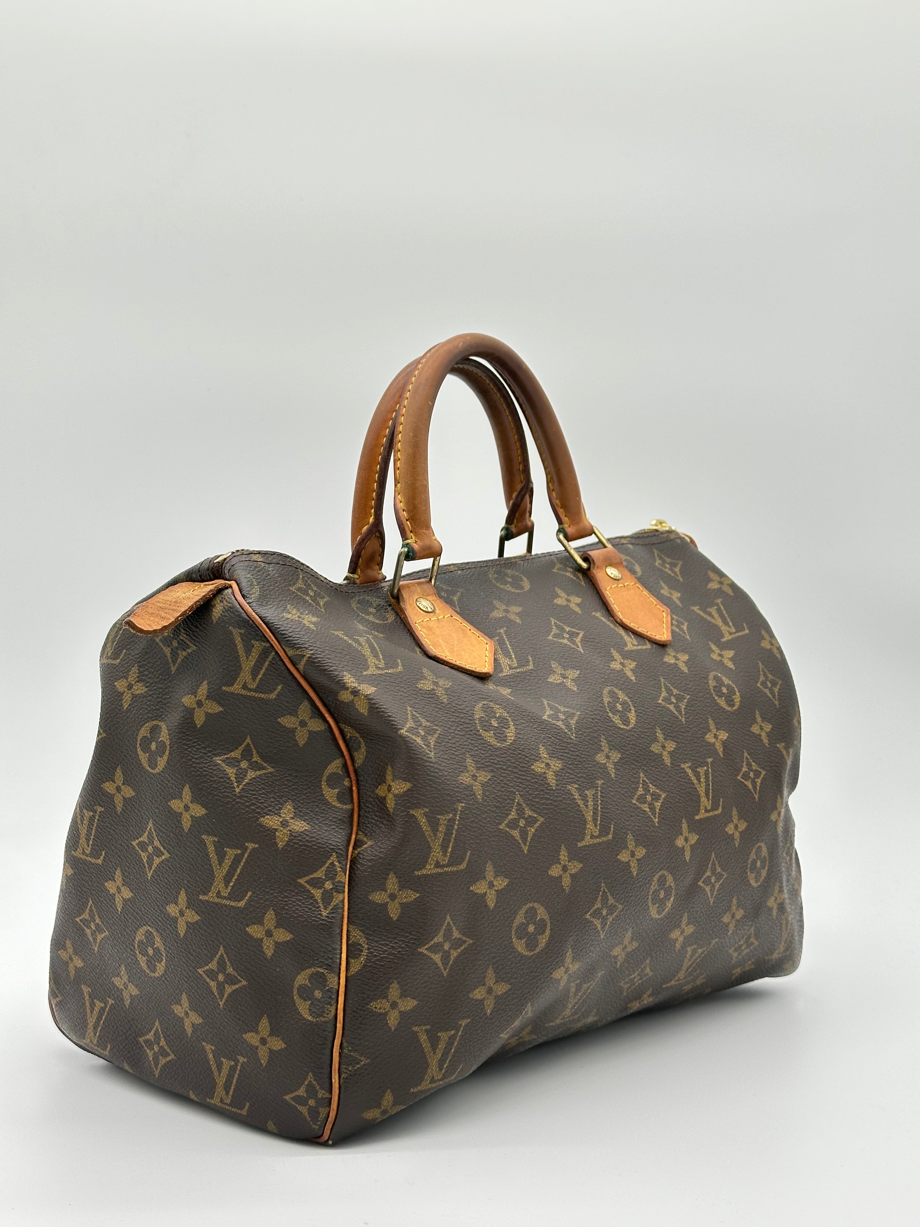 Louis Vuitton Speedy 30