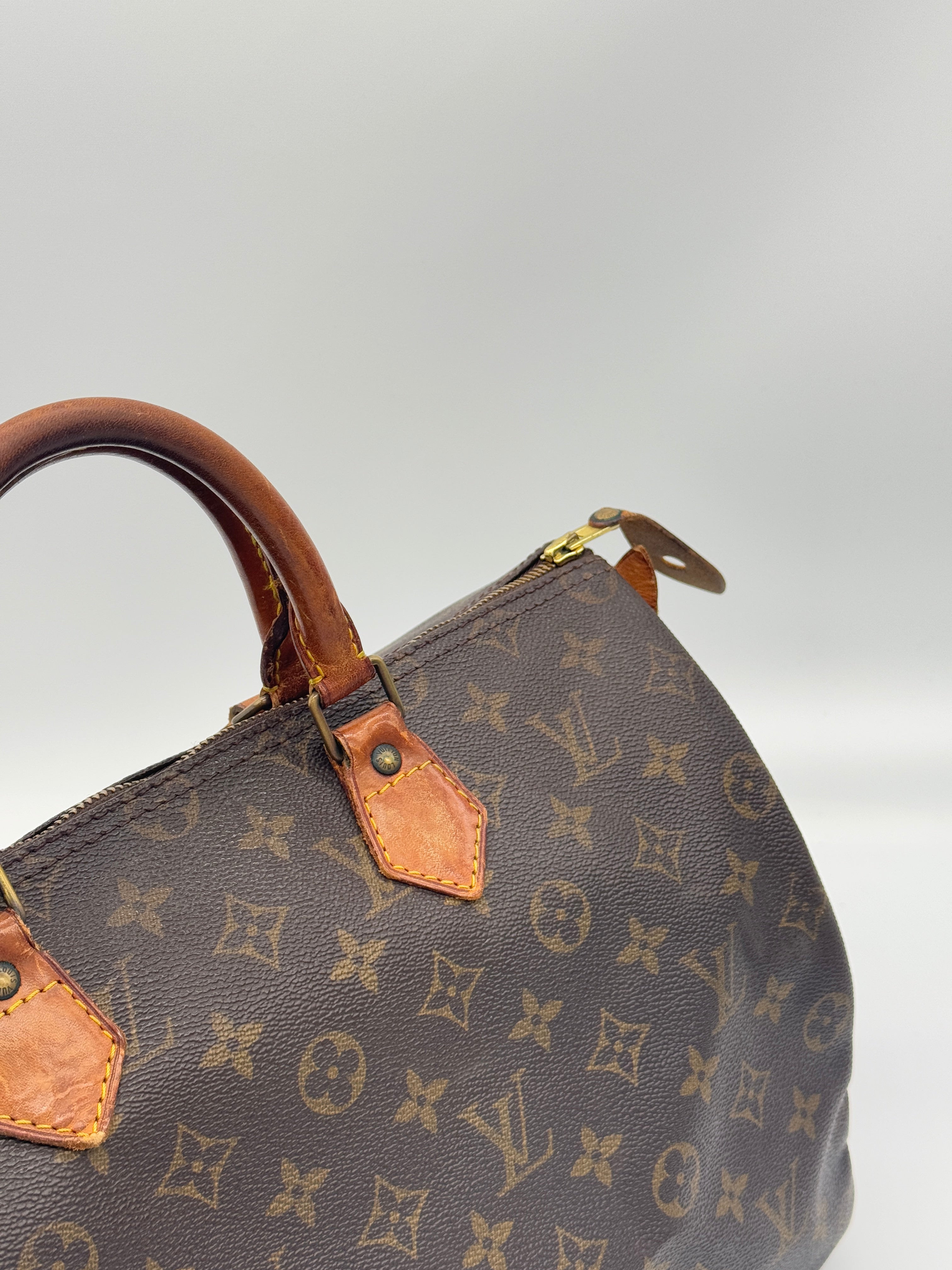 Louis Vuitton Speedy 35