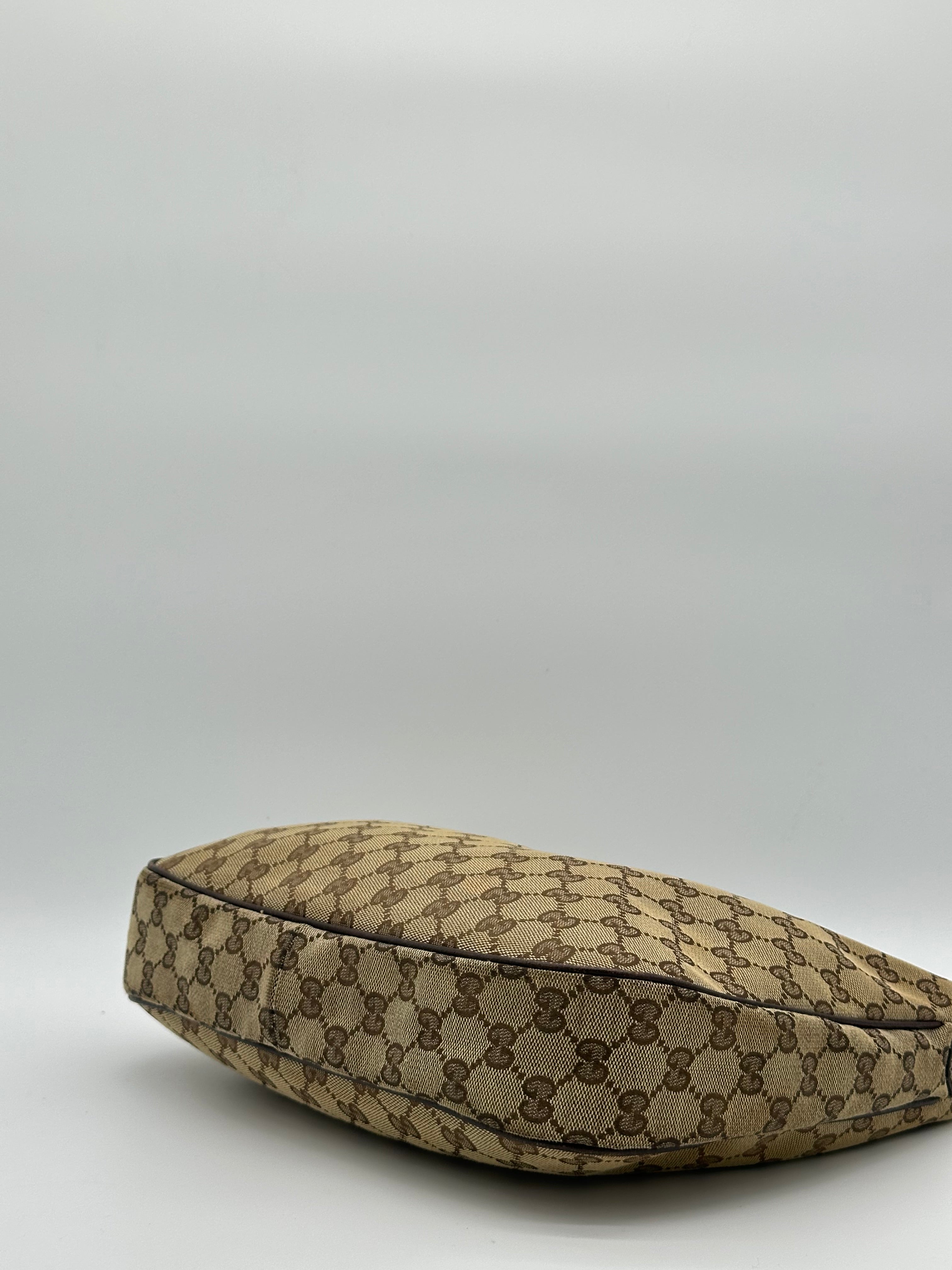 Gucci Charmy Hobo
