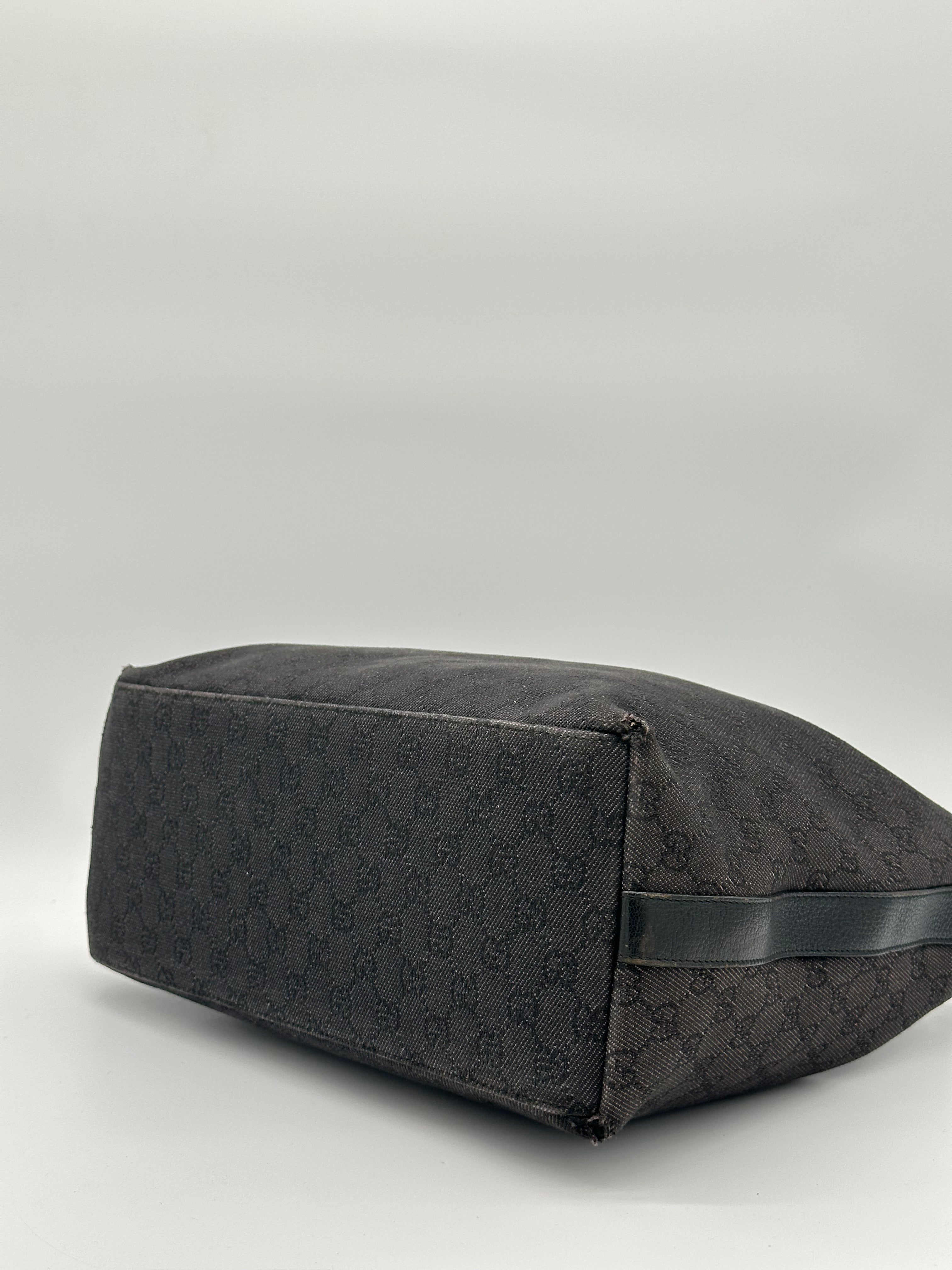 Gucci GG Canvas Hobo
