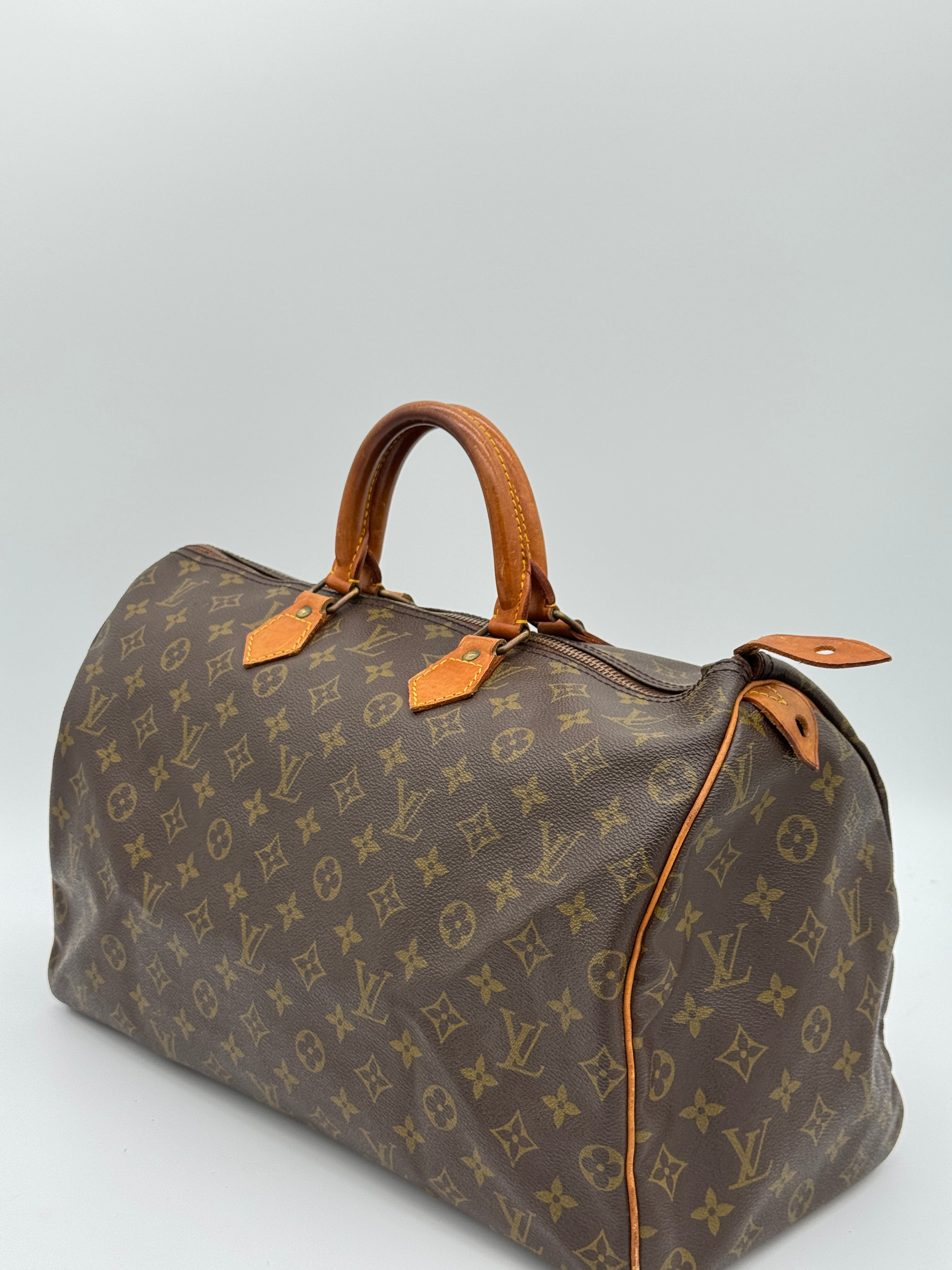 Louis Vuitton Speedy 40