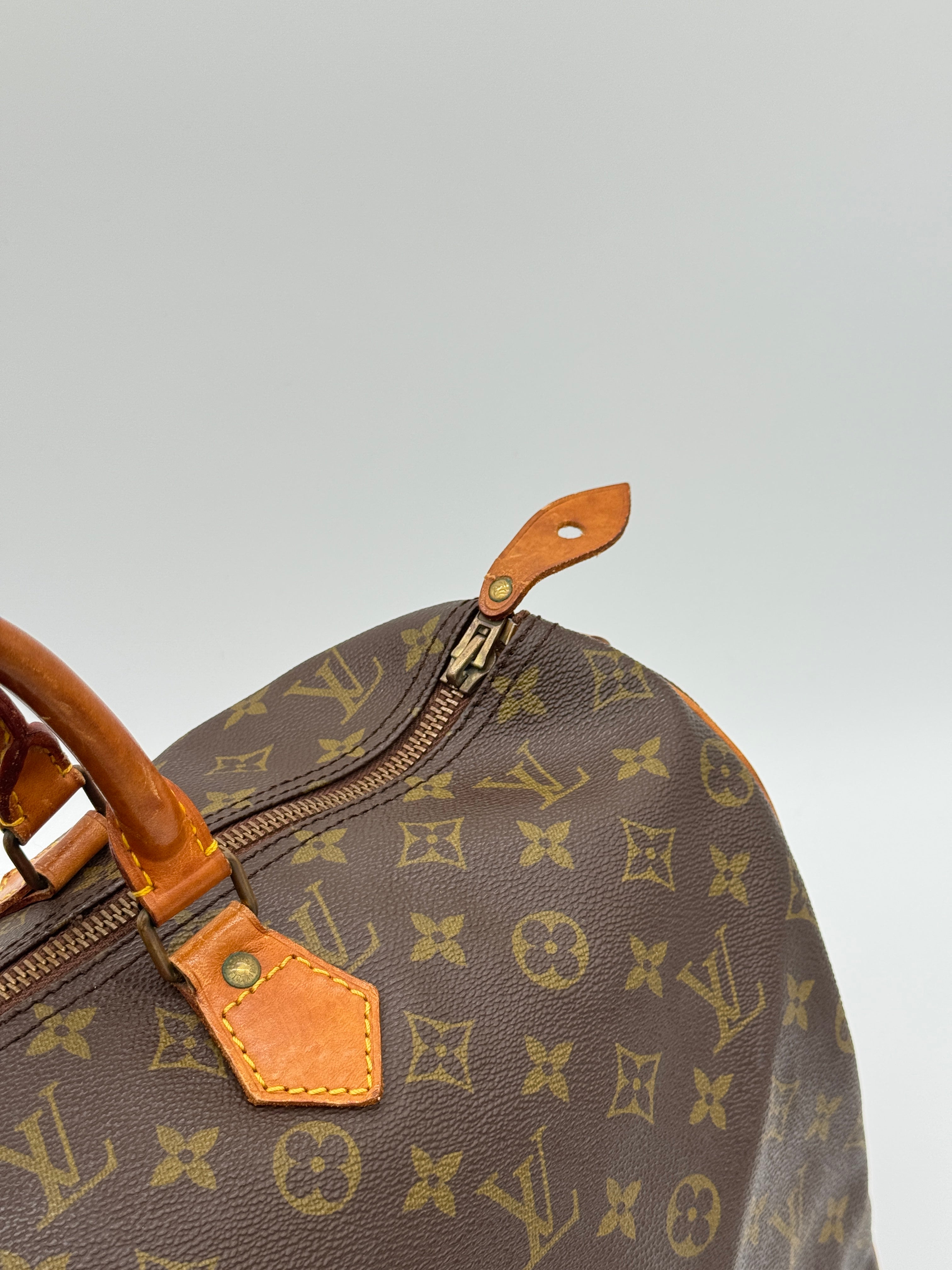 Louis Vuitton Speedy 40