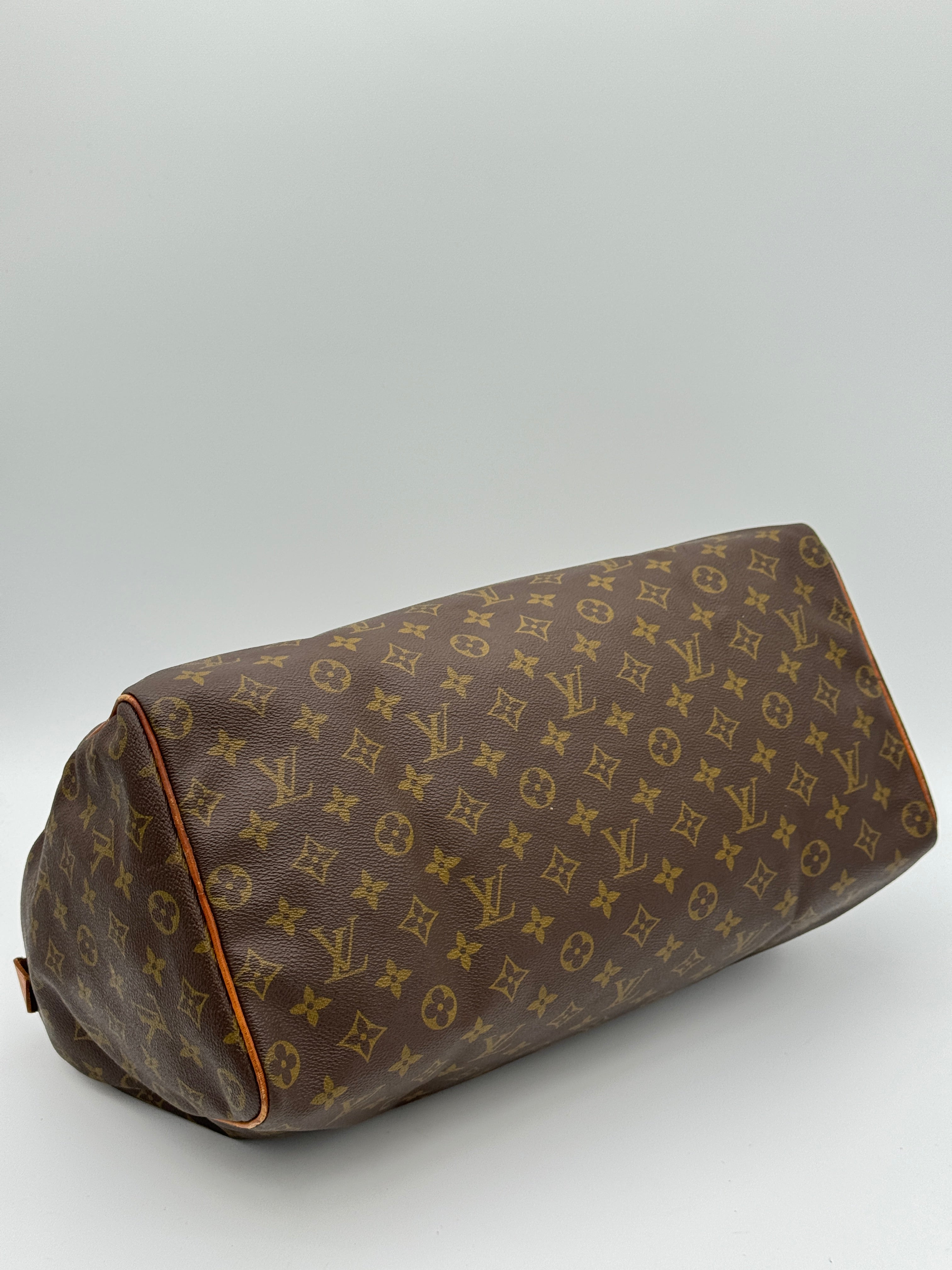 Louis Vuitton Speedy 40