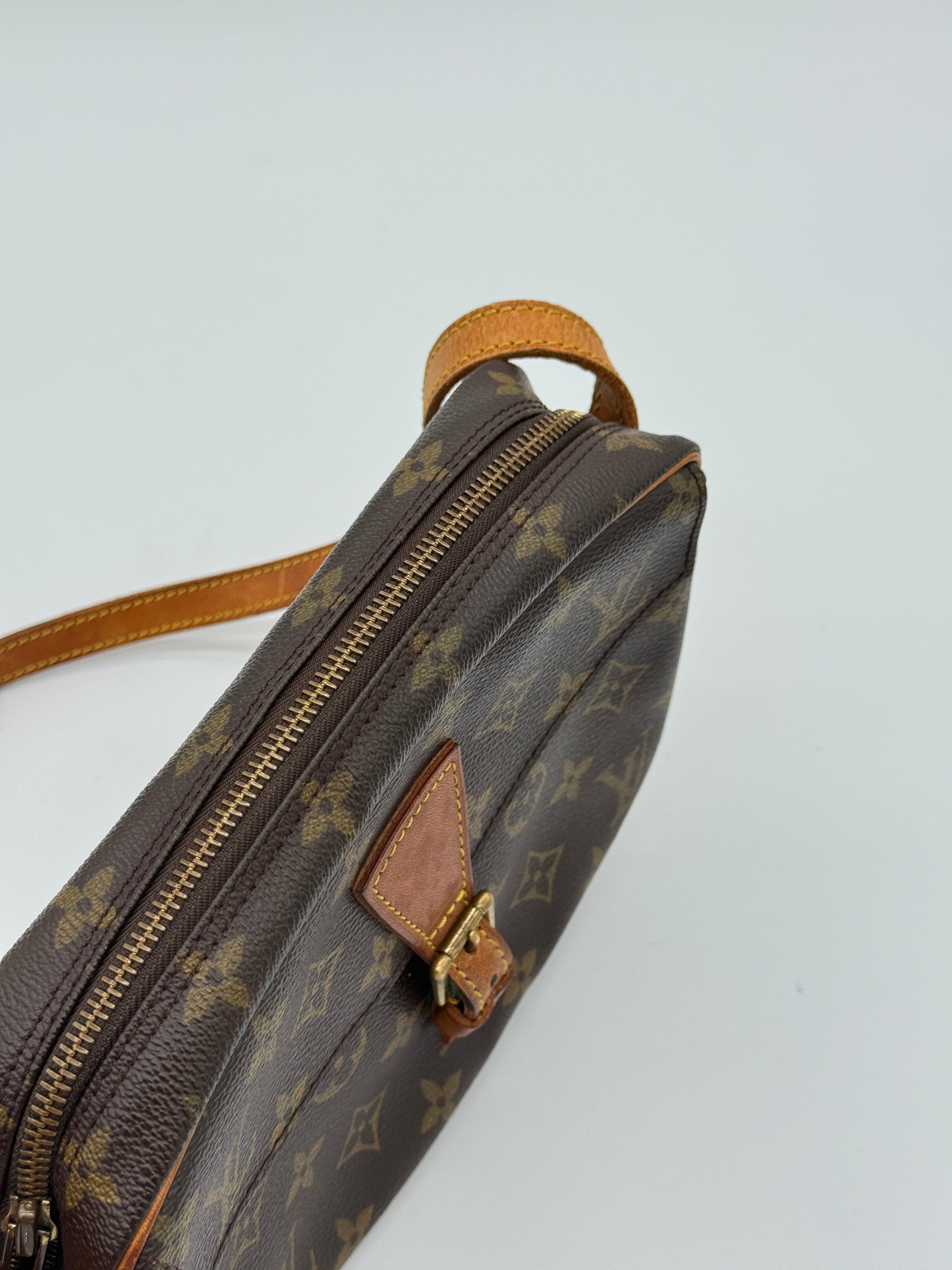 Louis Vuitton Jeune Fille PM