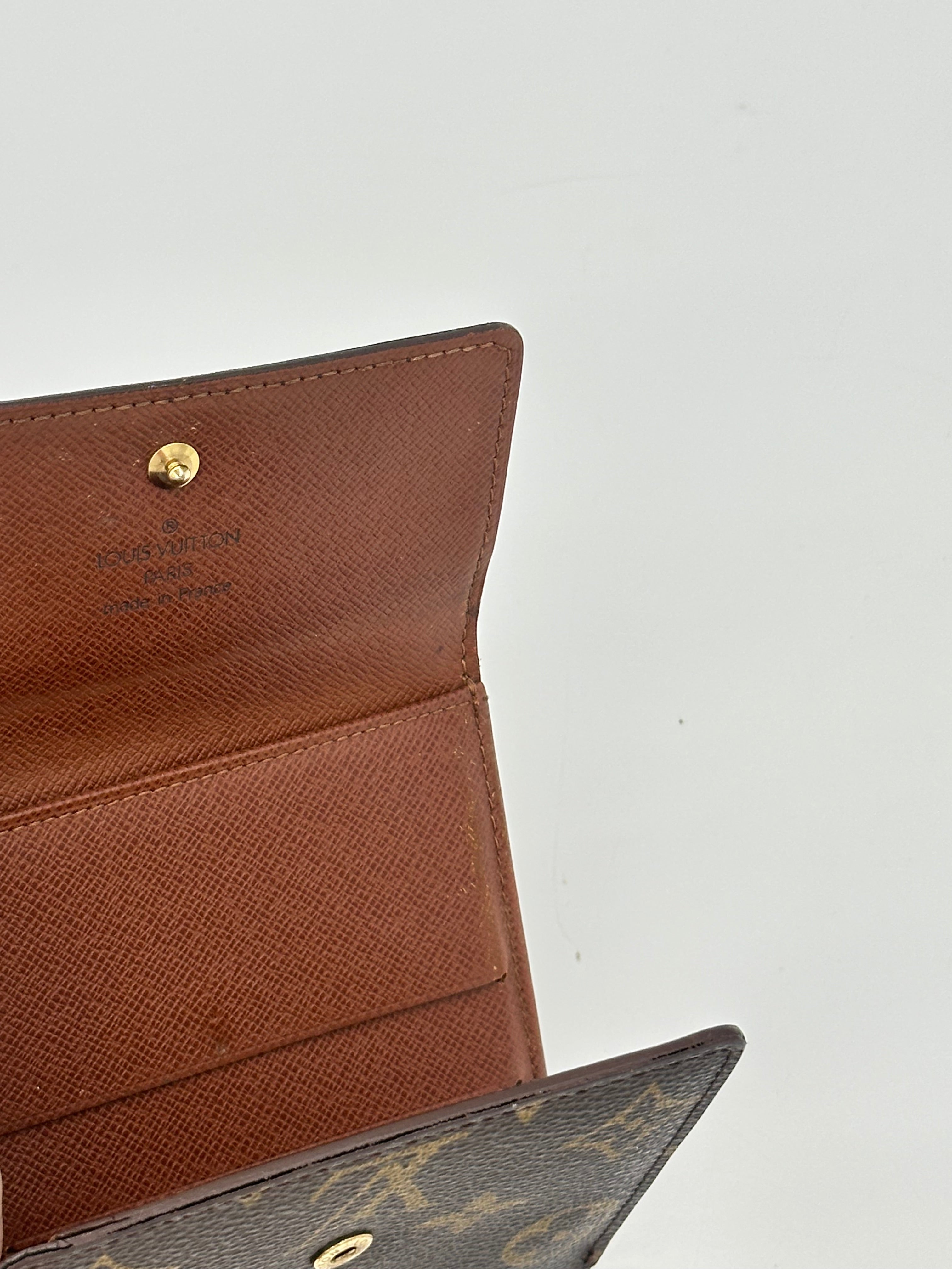 Louis Vuitton Elise Wallet