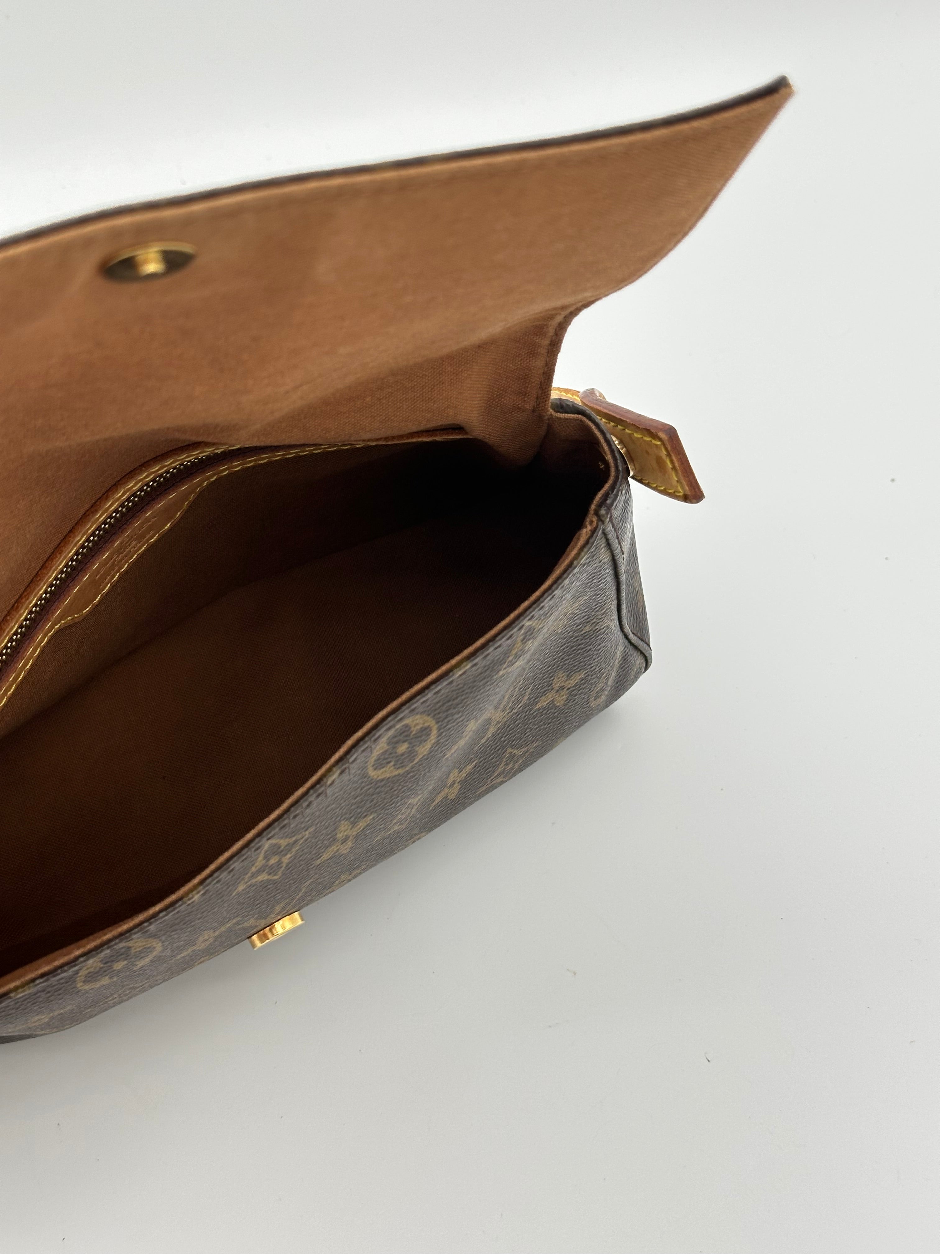 Louis Vuitton Mini Looping