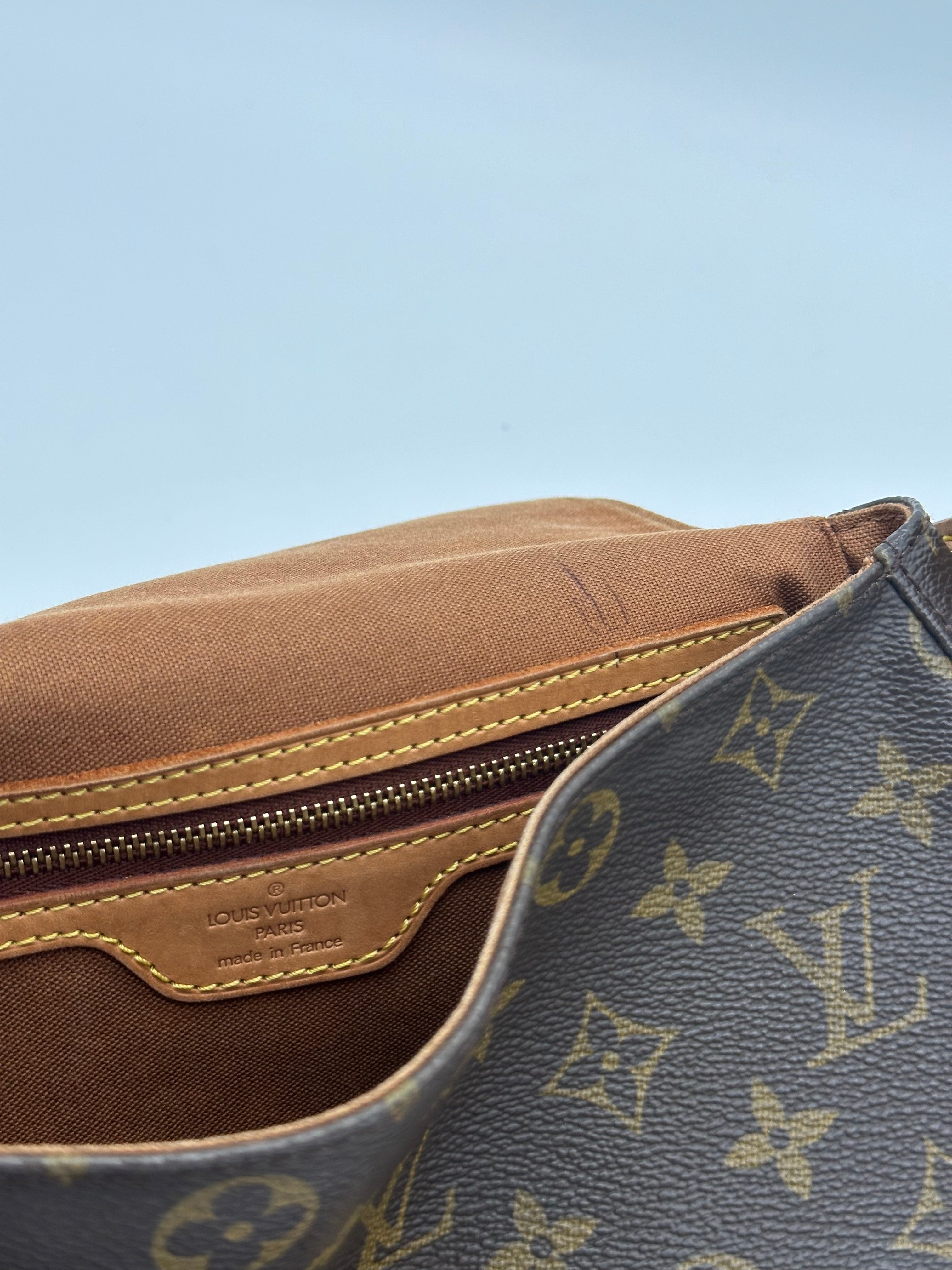 Louis Vuitton Mini Looping