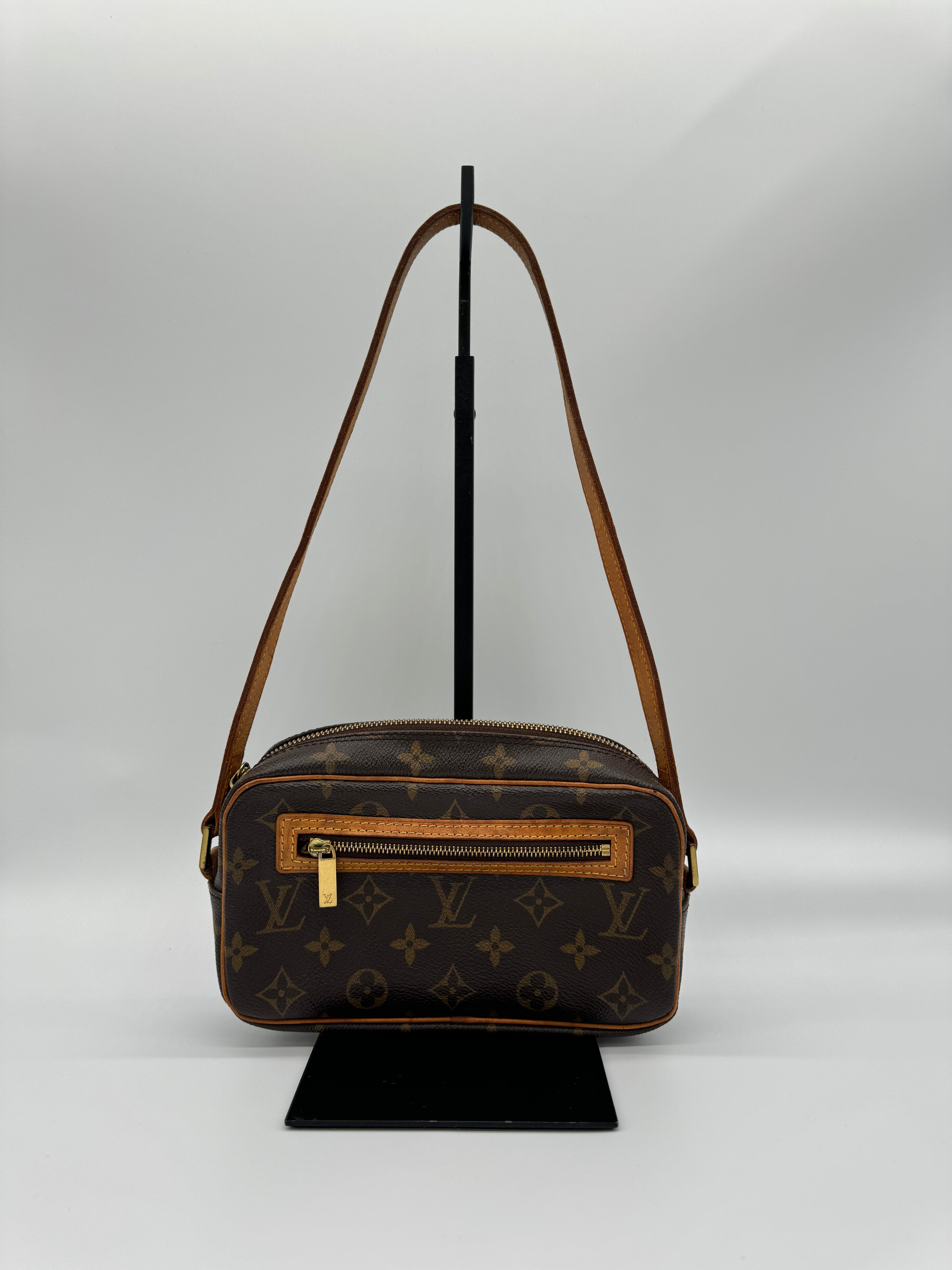 Louis Vuitton Cité PM