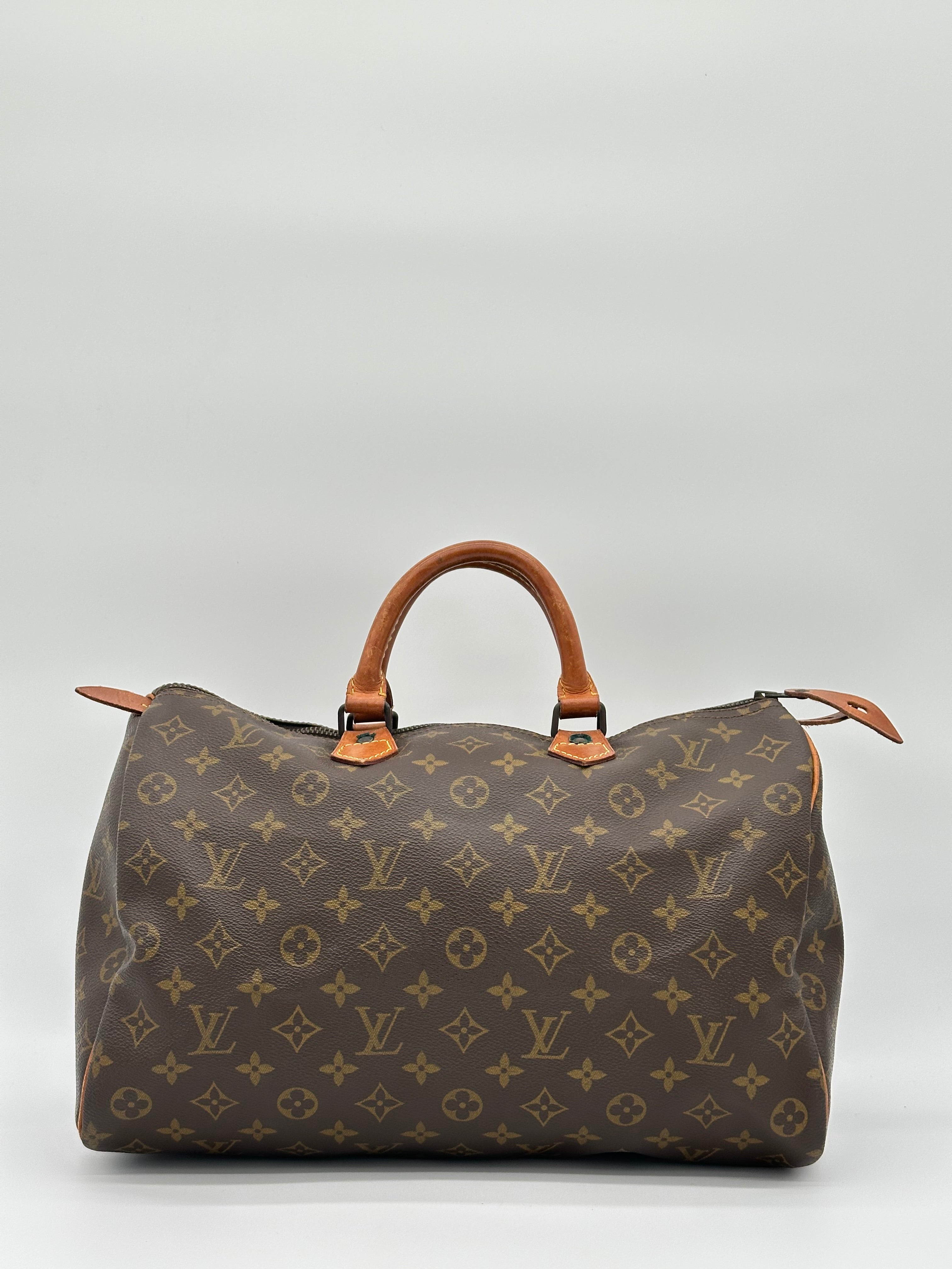 Louis Vuitton Speedy 35