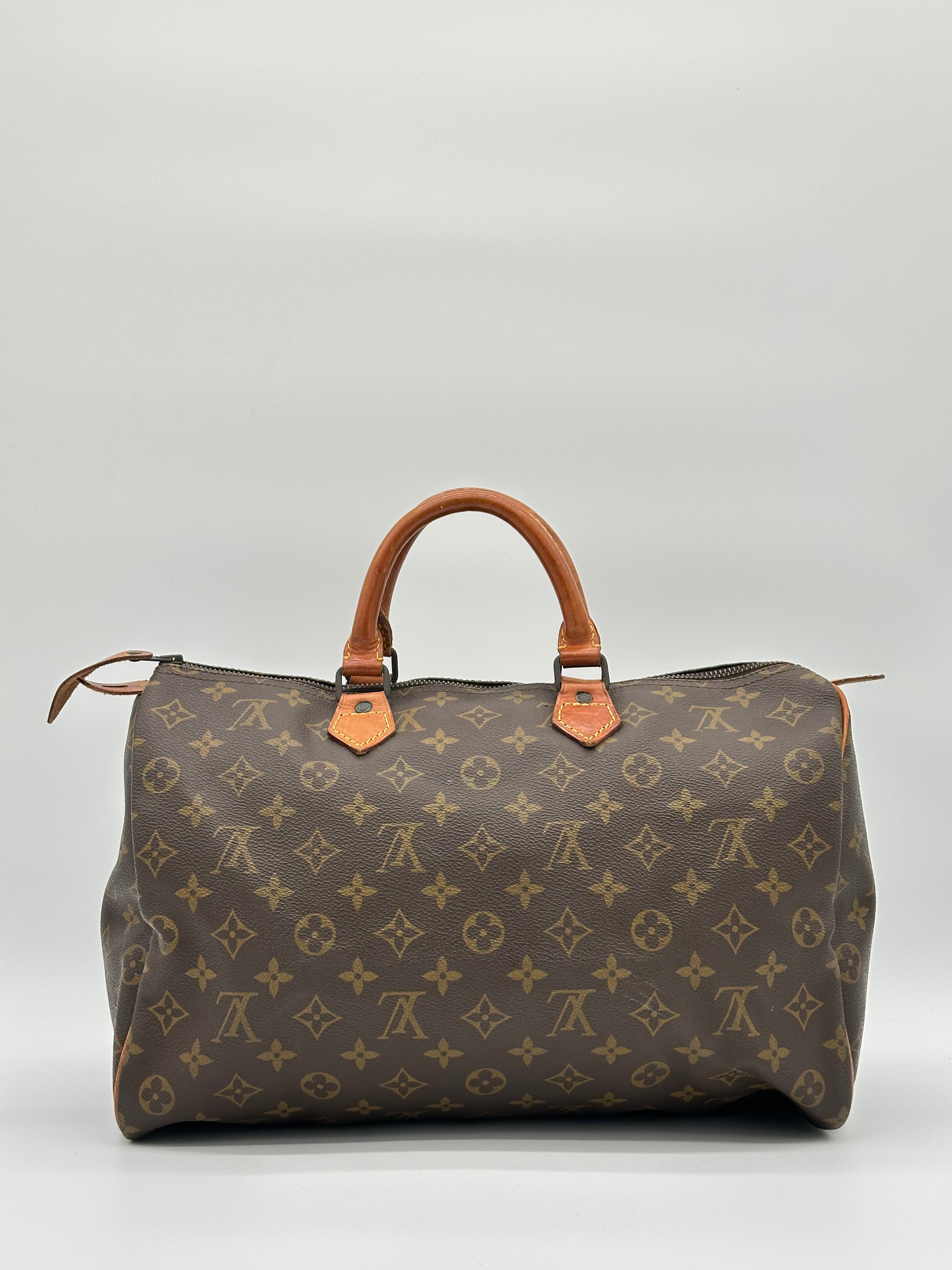 Louis Vuitton Speedy 35