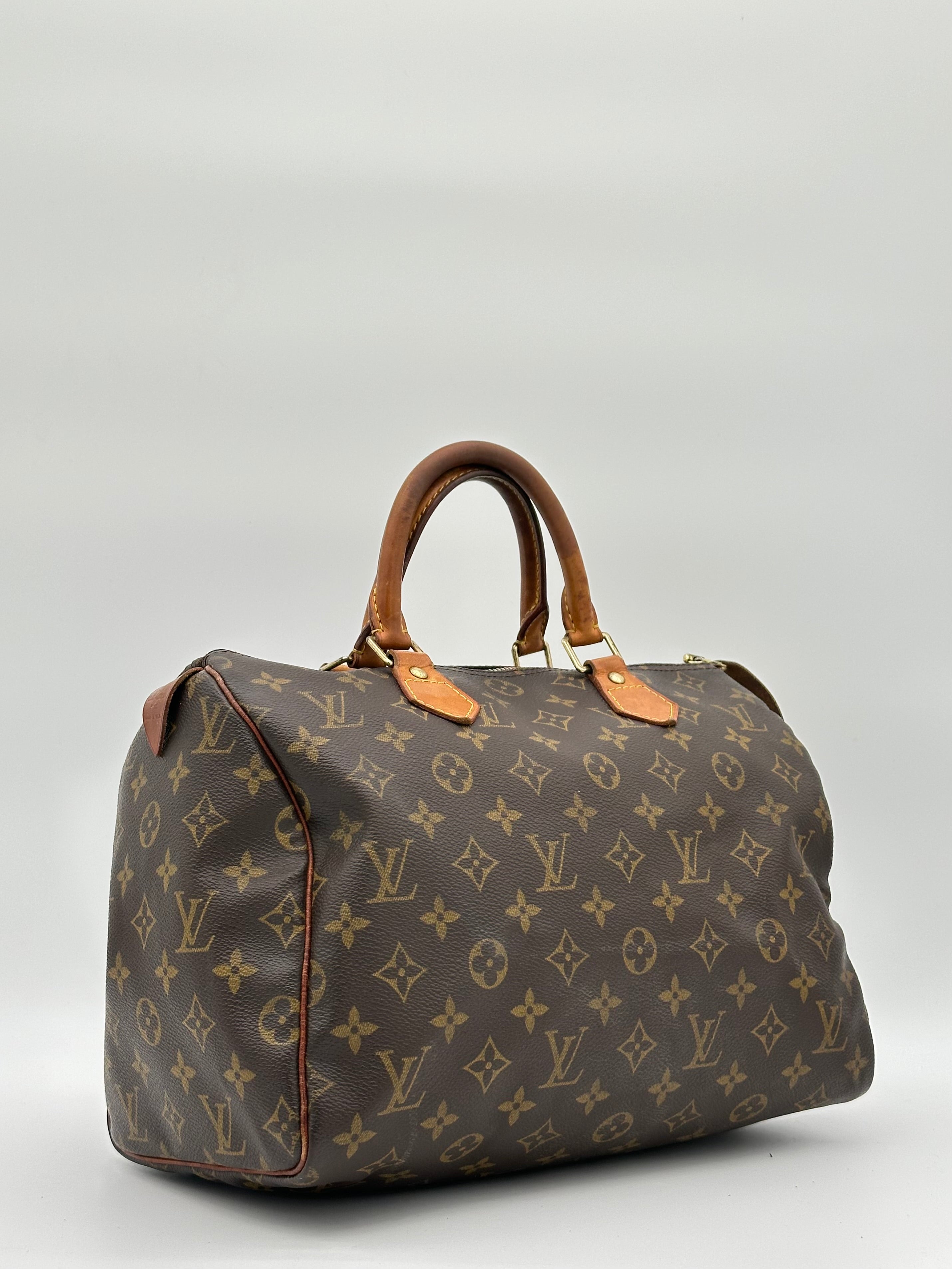 Louis Vuitton Speedy 30