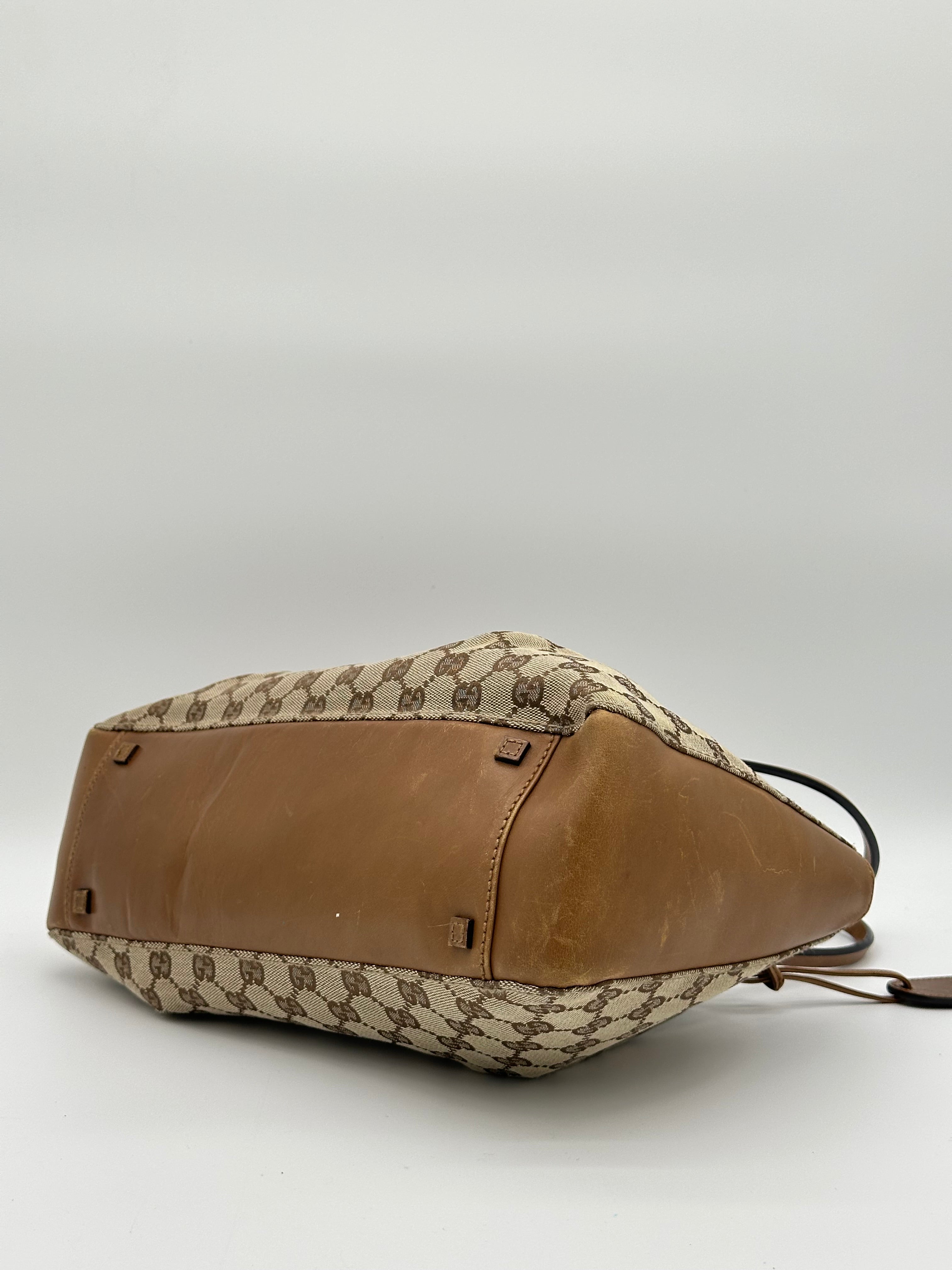 Gucci Canvas Shoulderbag