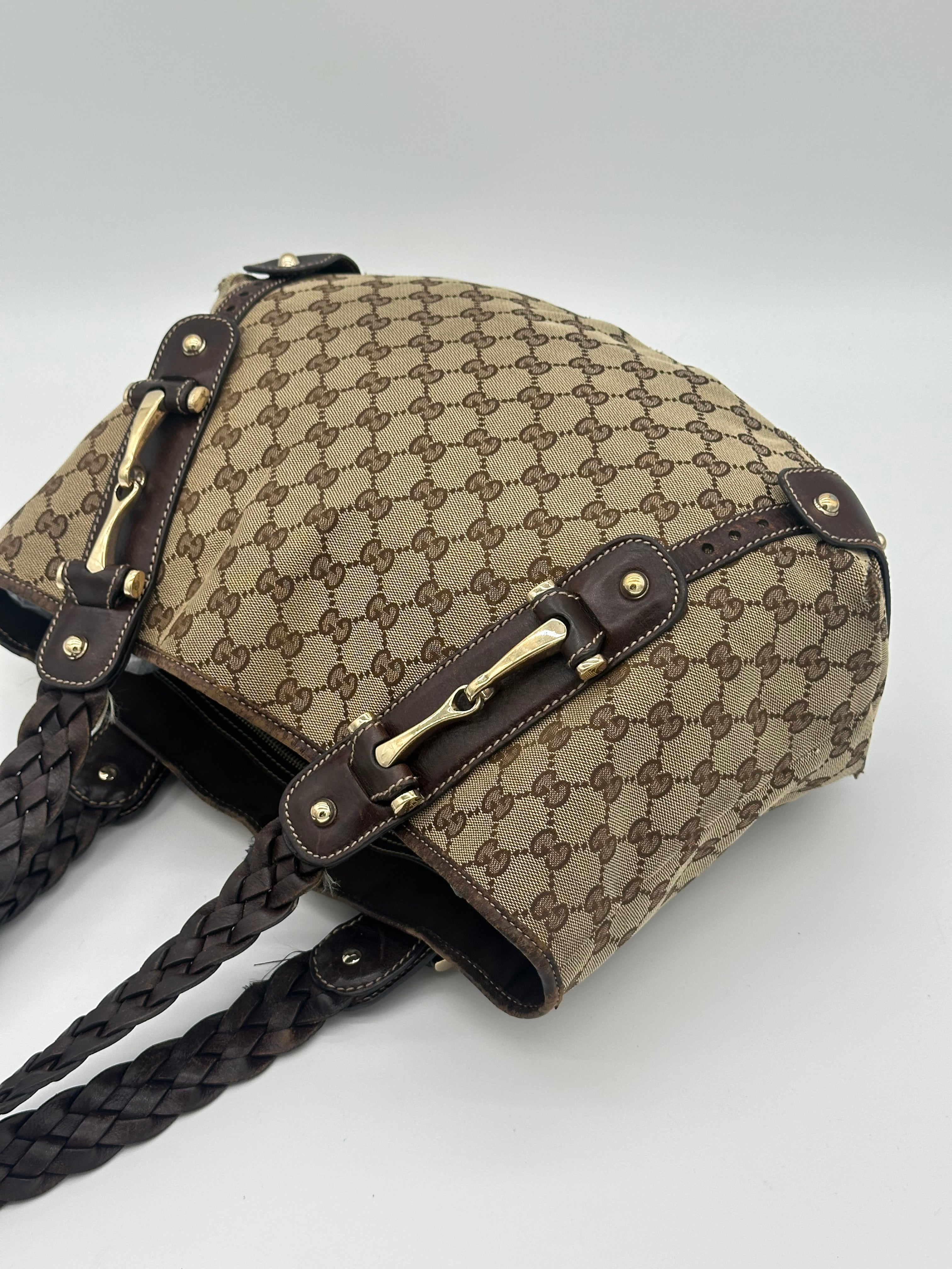 Gucci Pelham Canvas