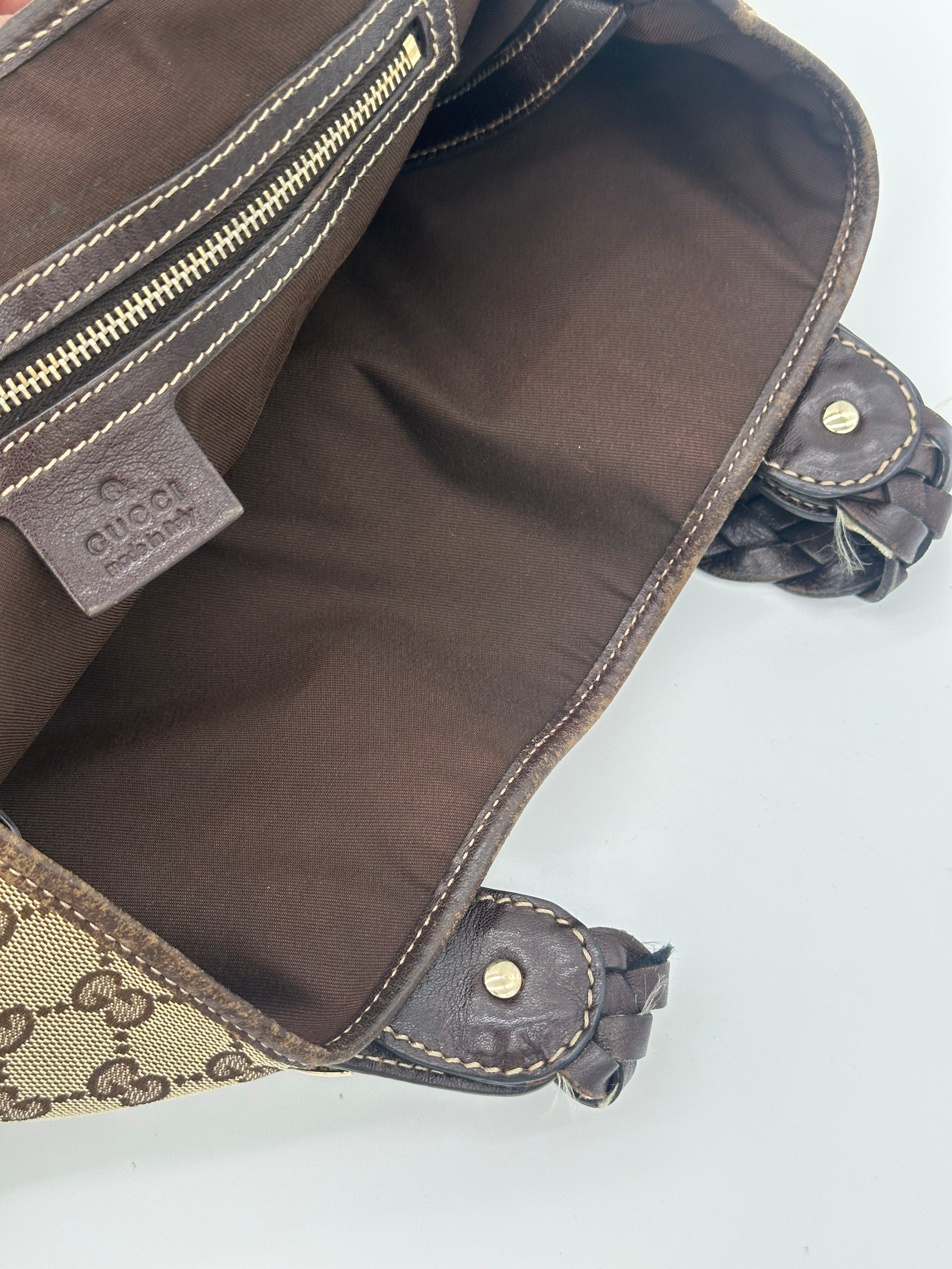 Gucci Pelham Canvas