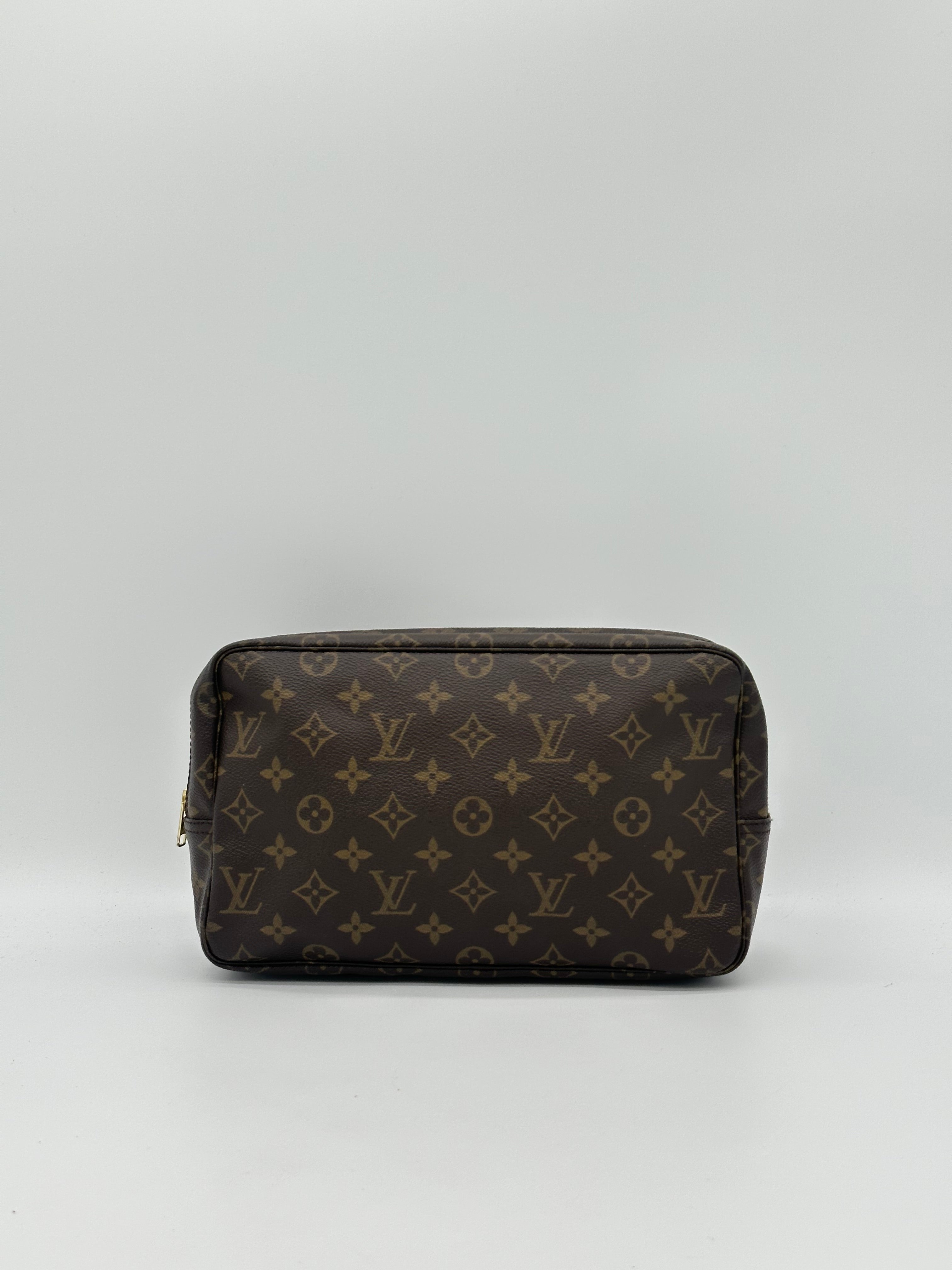 Louis Vuitton Trousse 28