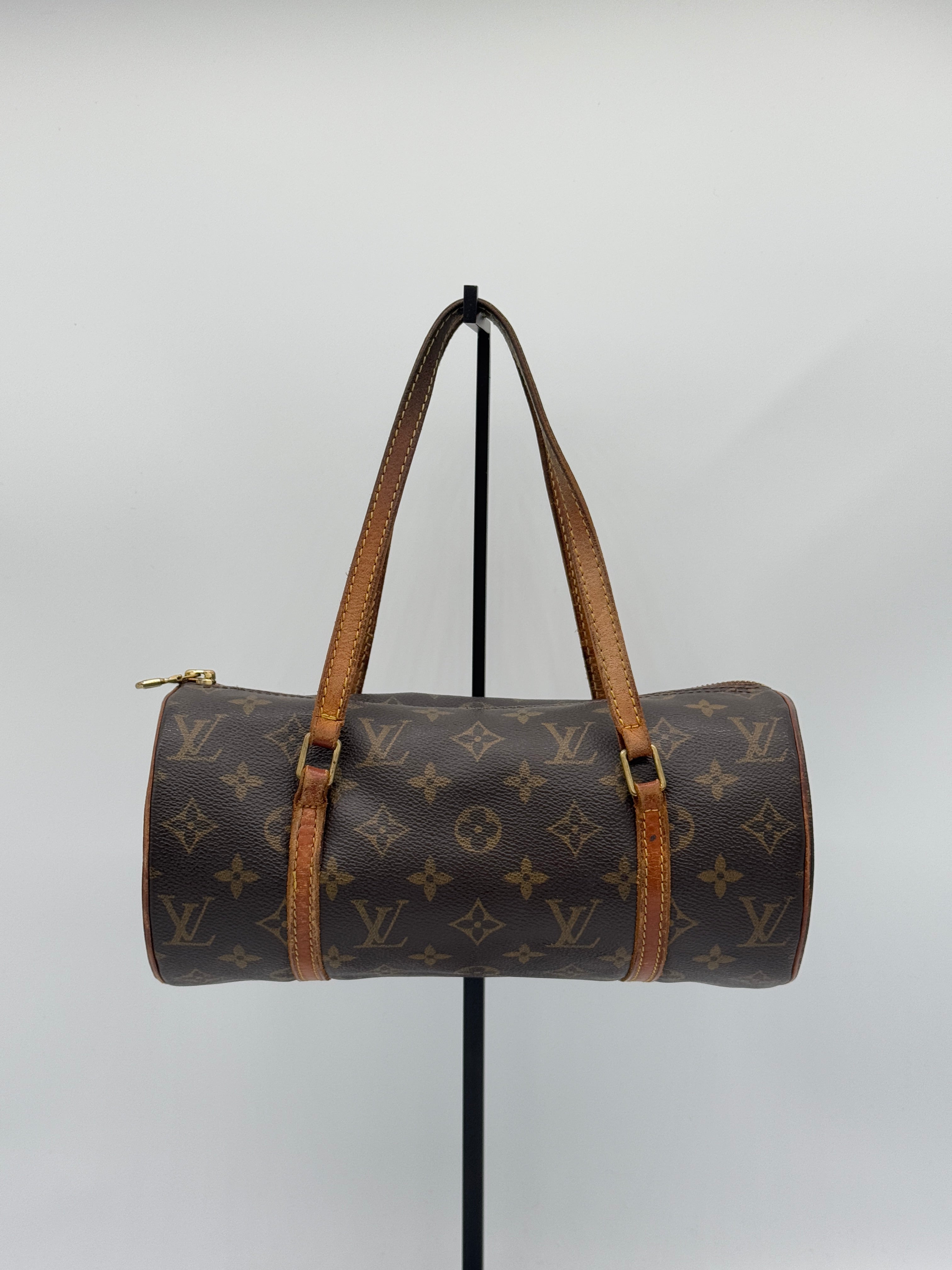 Louis Vuitton Papillon 26