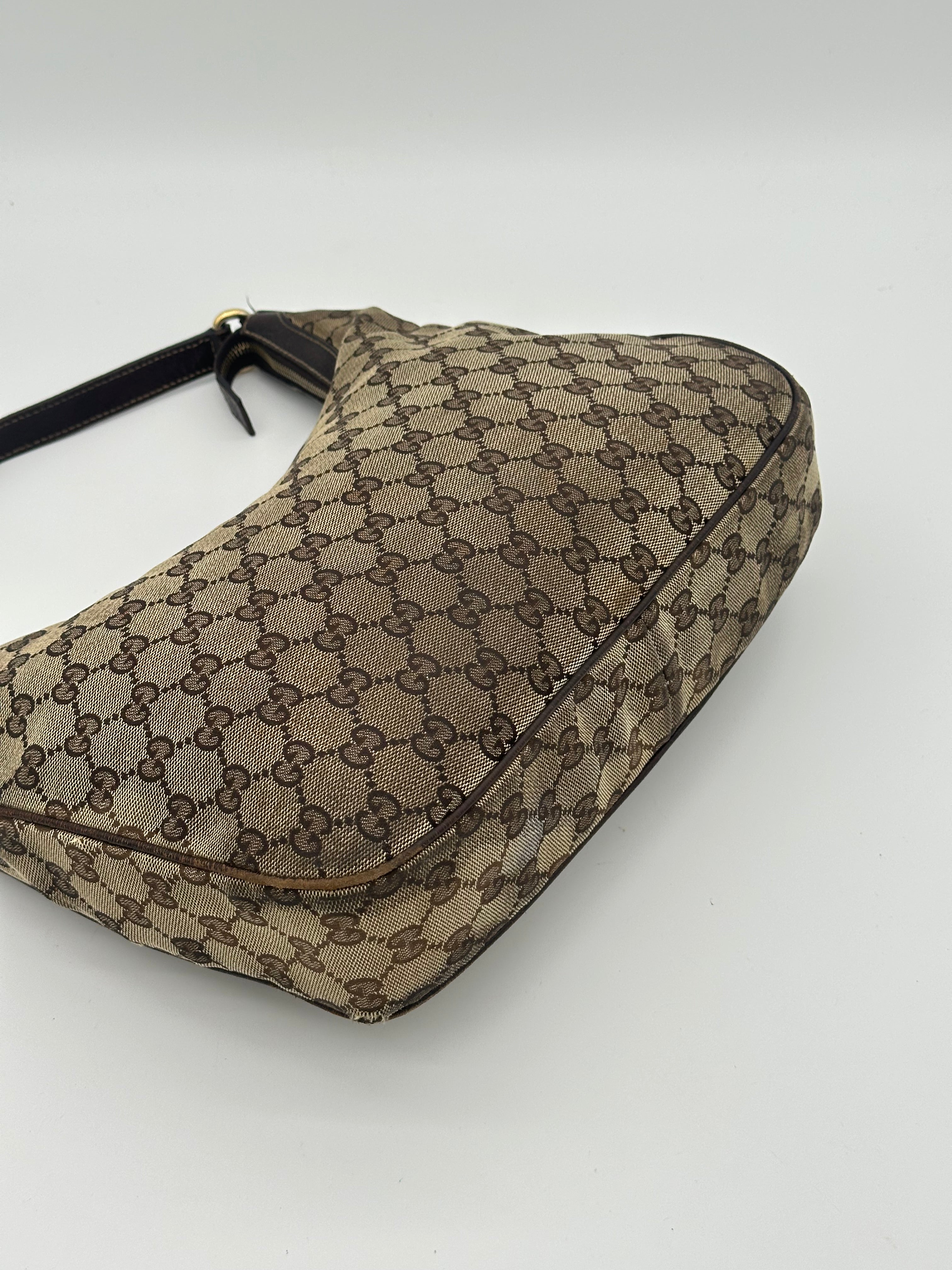 Gucci Charmy Hobo