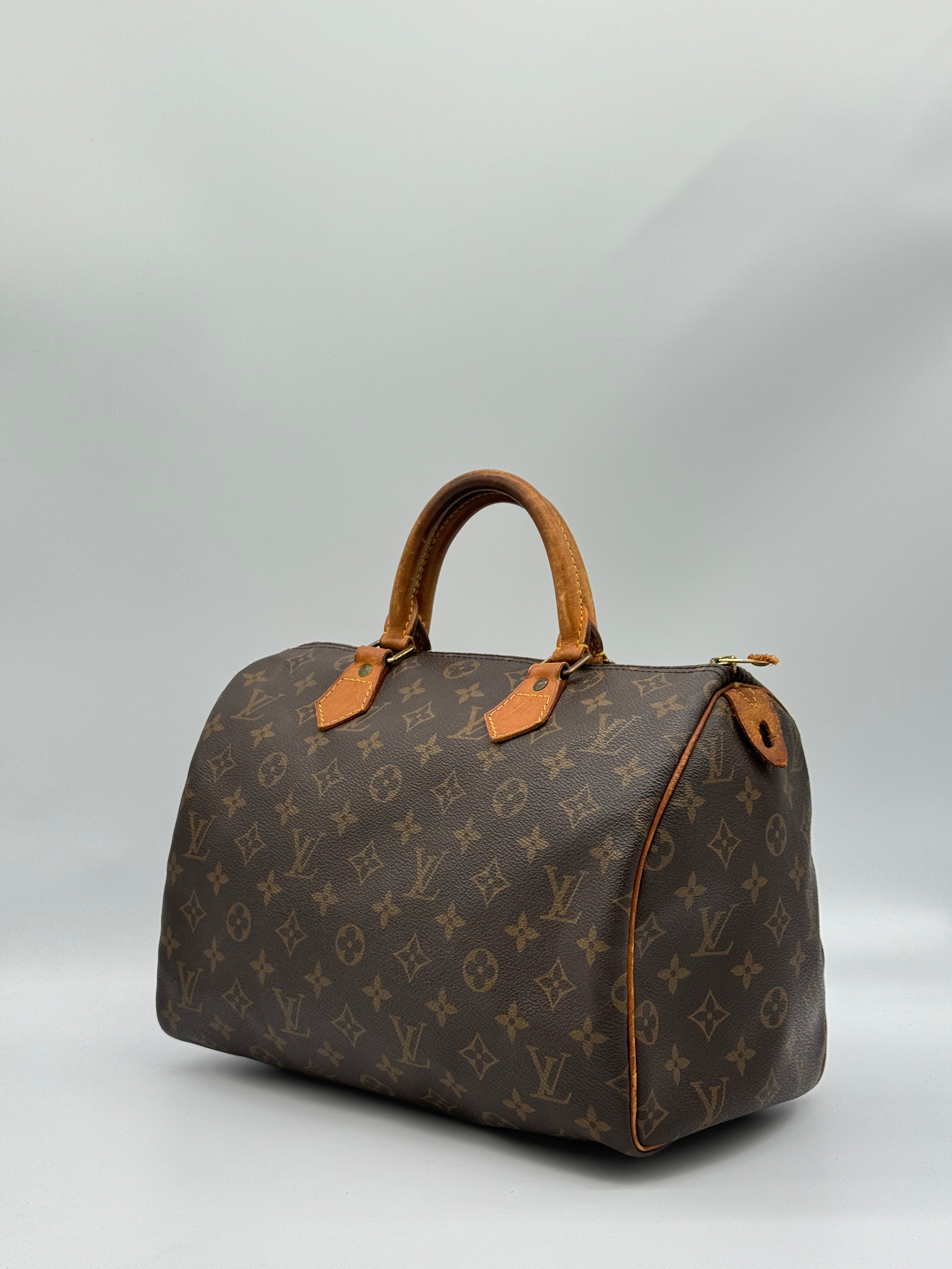 Louis Vuitton Speedy 30