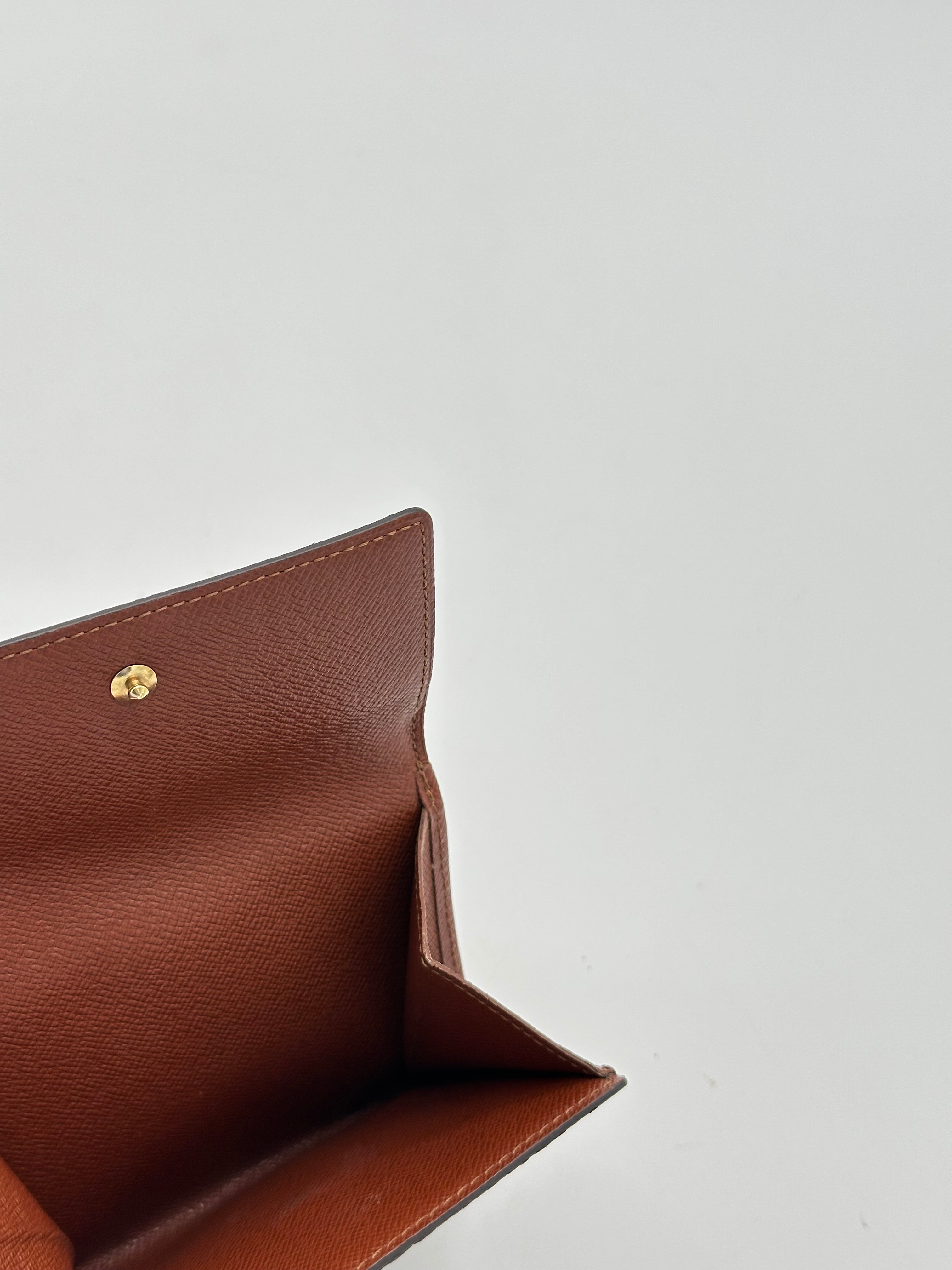 Louis Vuitton Elise Wallet