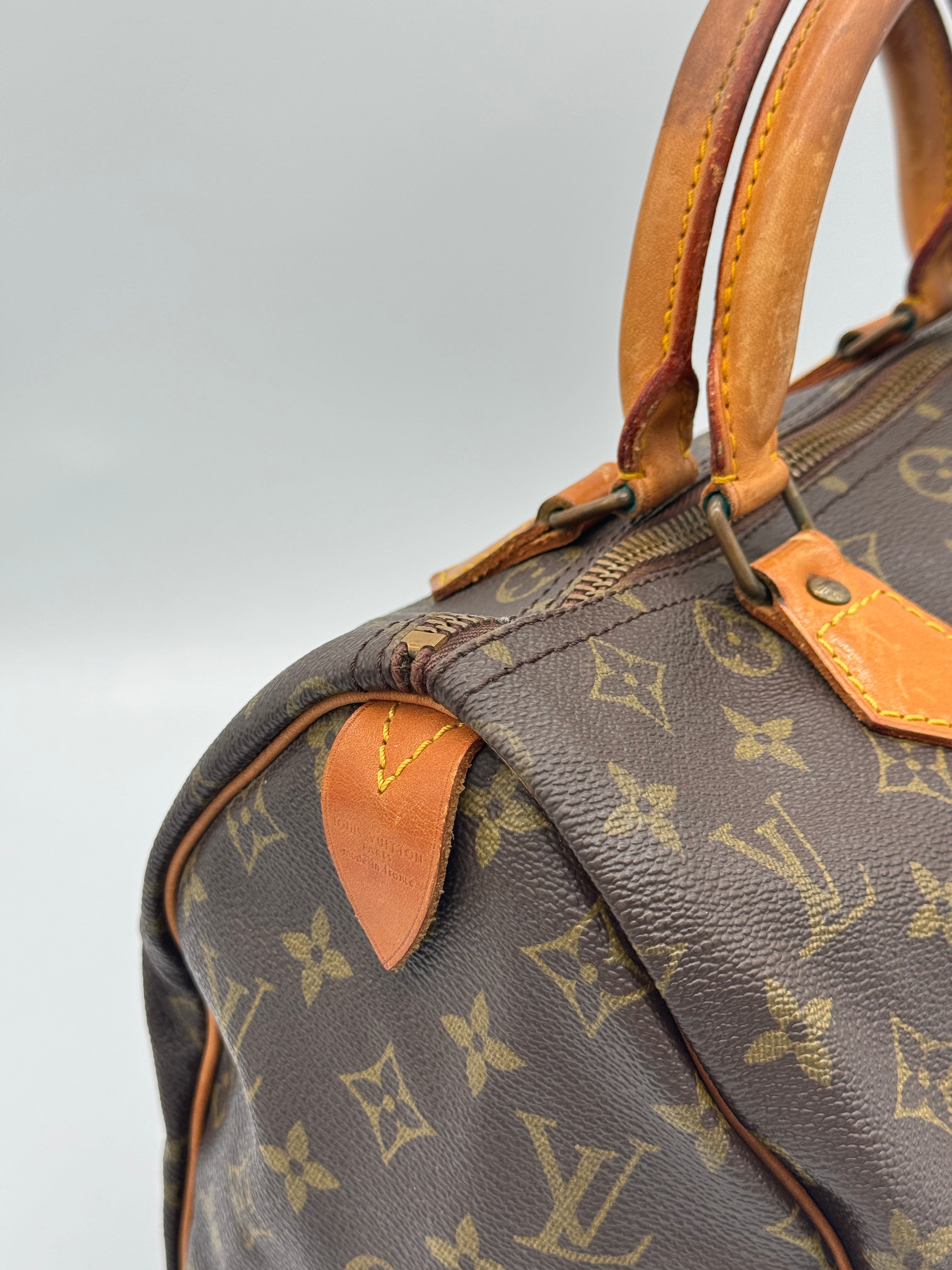Louis Vuitton Speedy 30