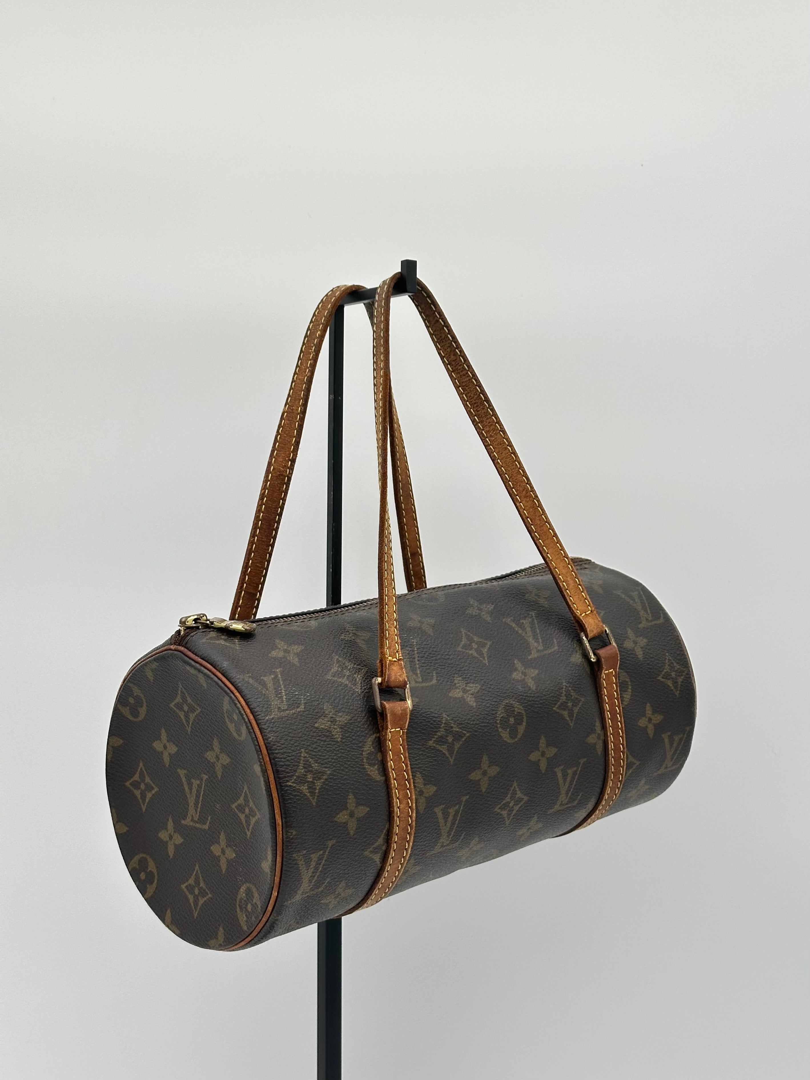 Louis Vuitton Papillon 26