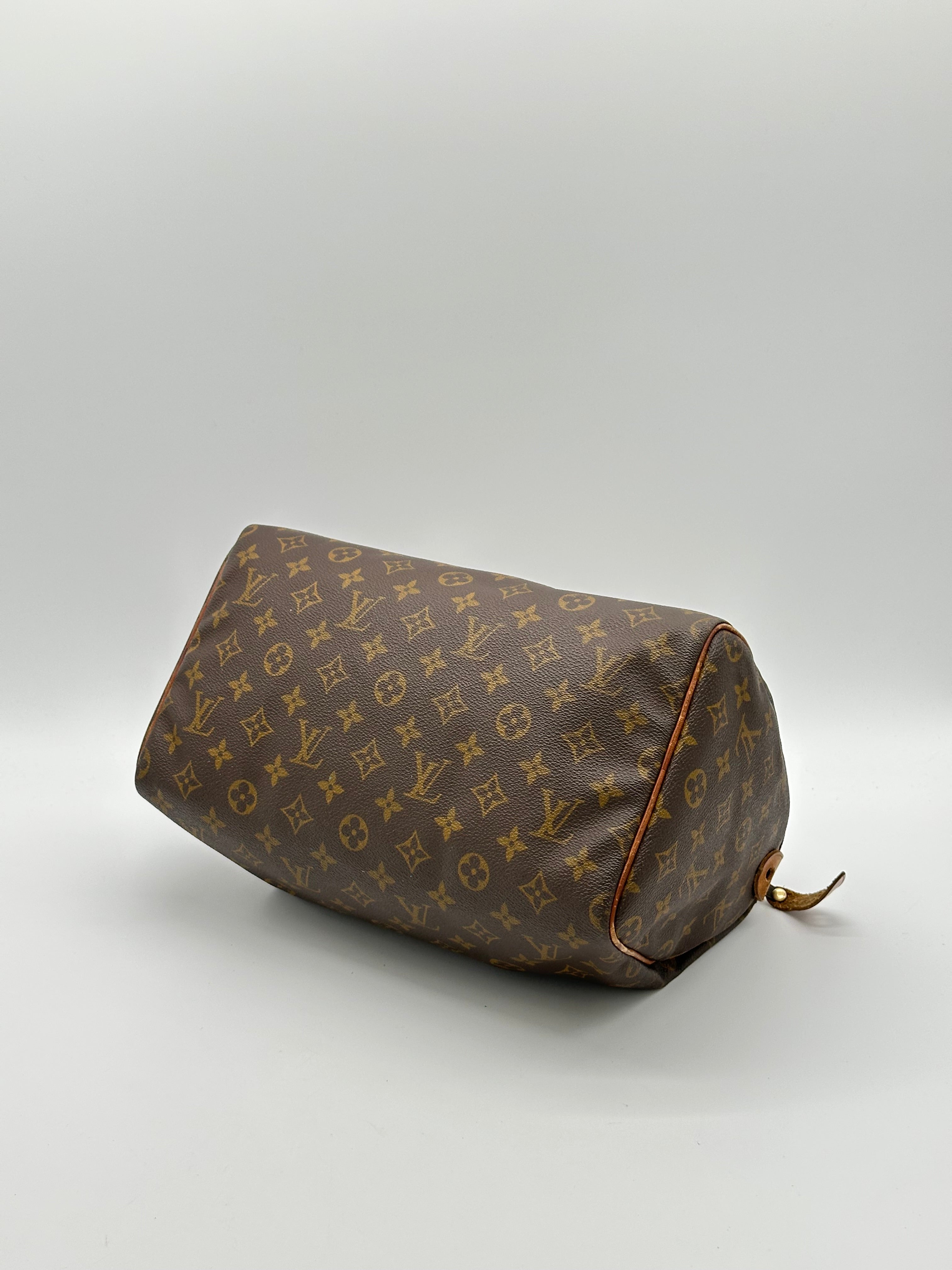 Louis Vuitton Speedy 30