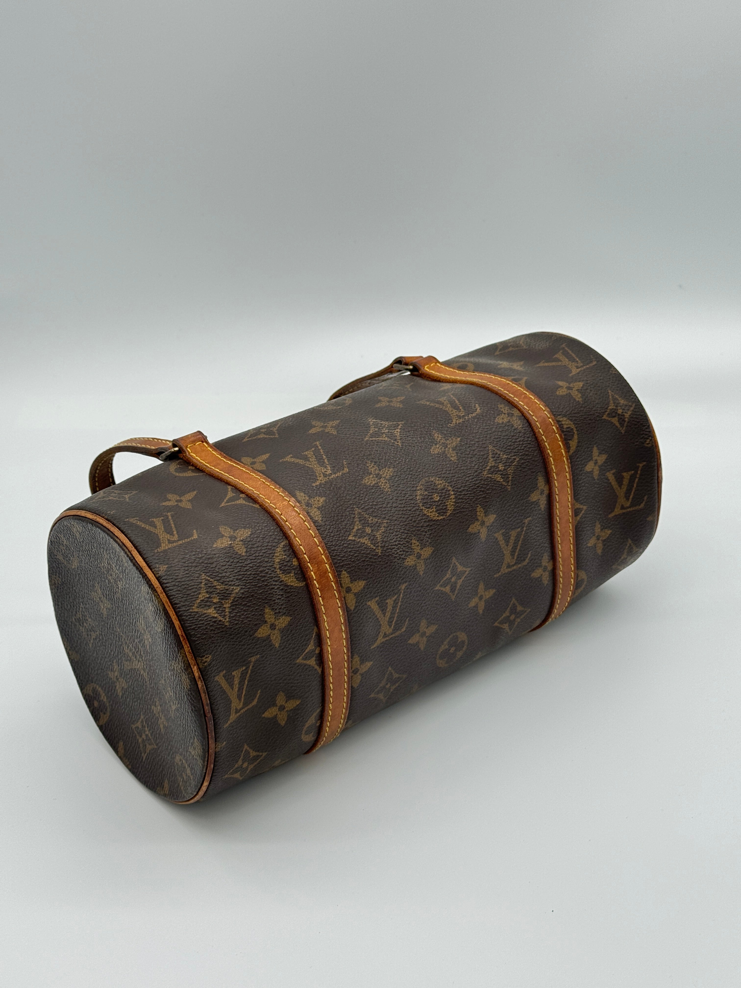 Louis Vuitton Papillon 26