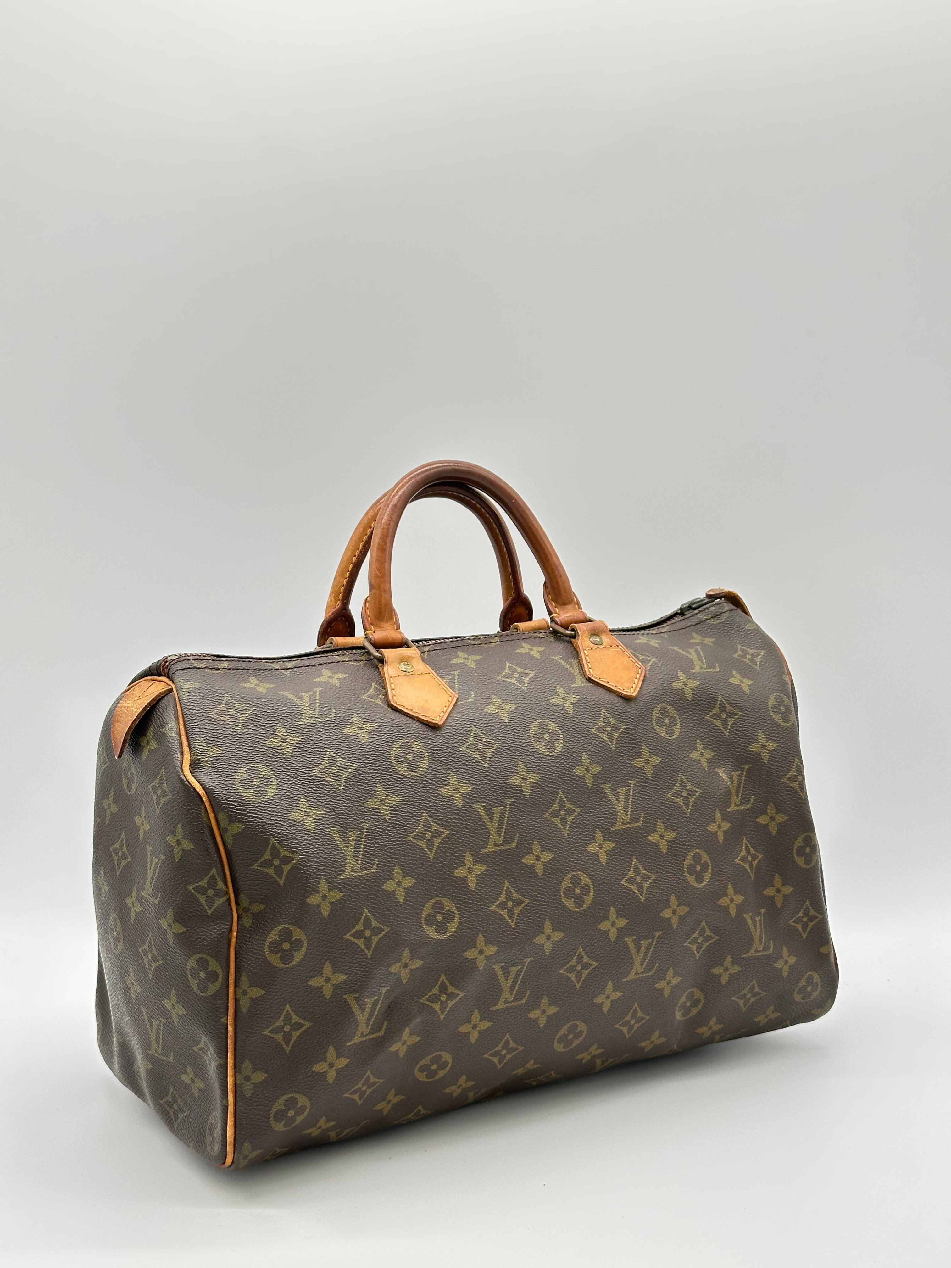 Louis Vuitton Speedy 35