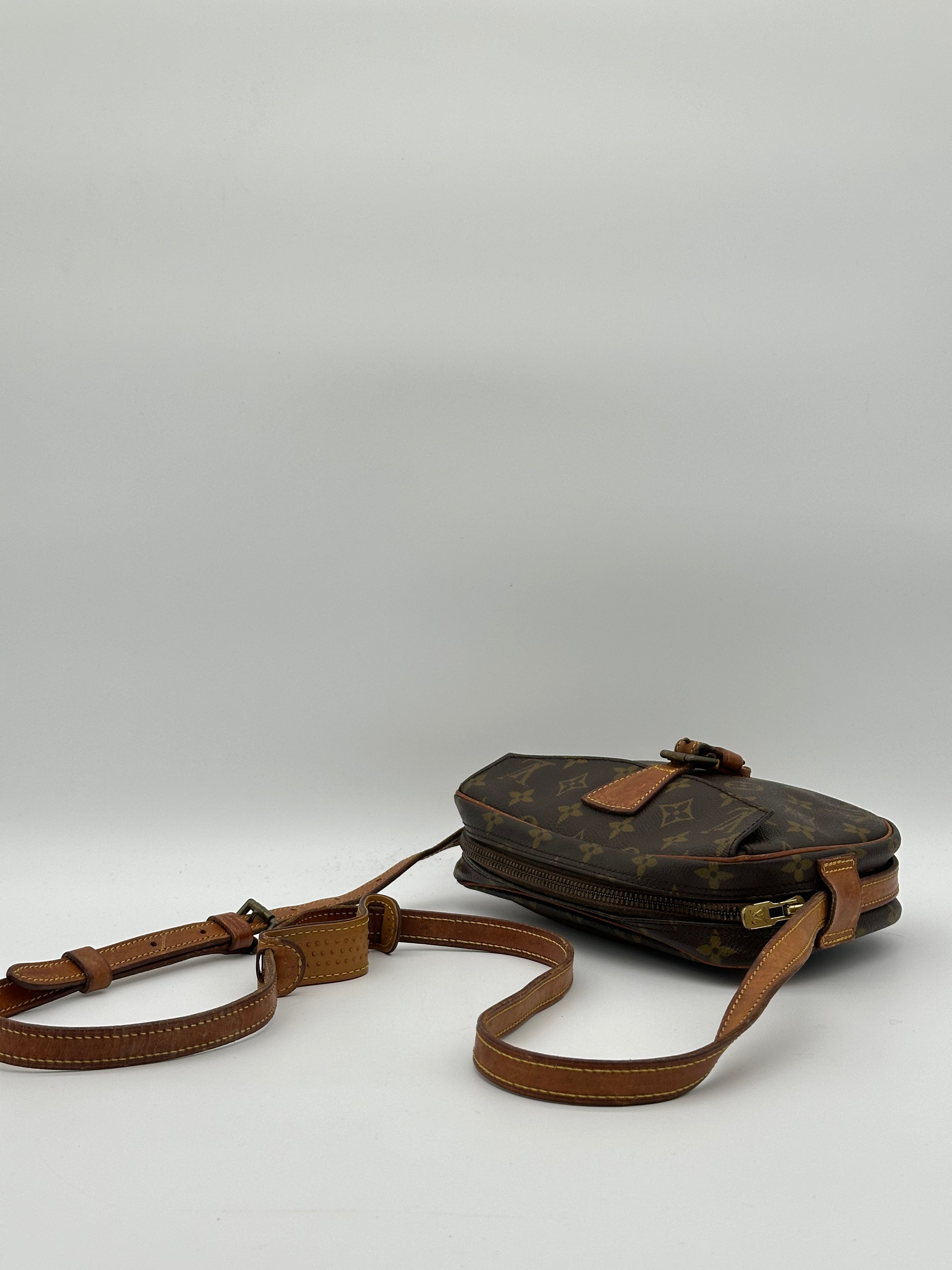 Louis Vuitton Jeune Fille PM