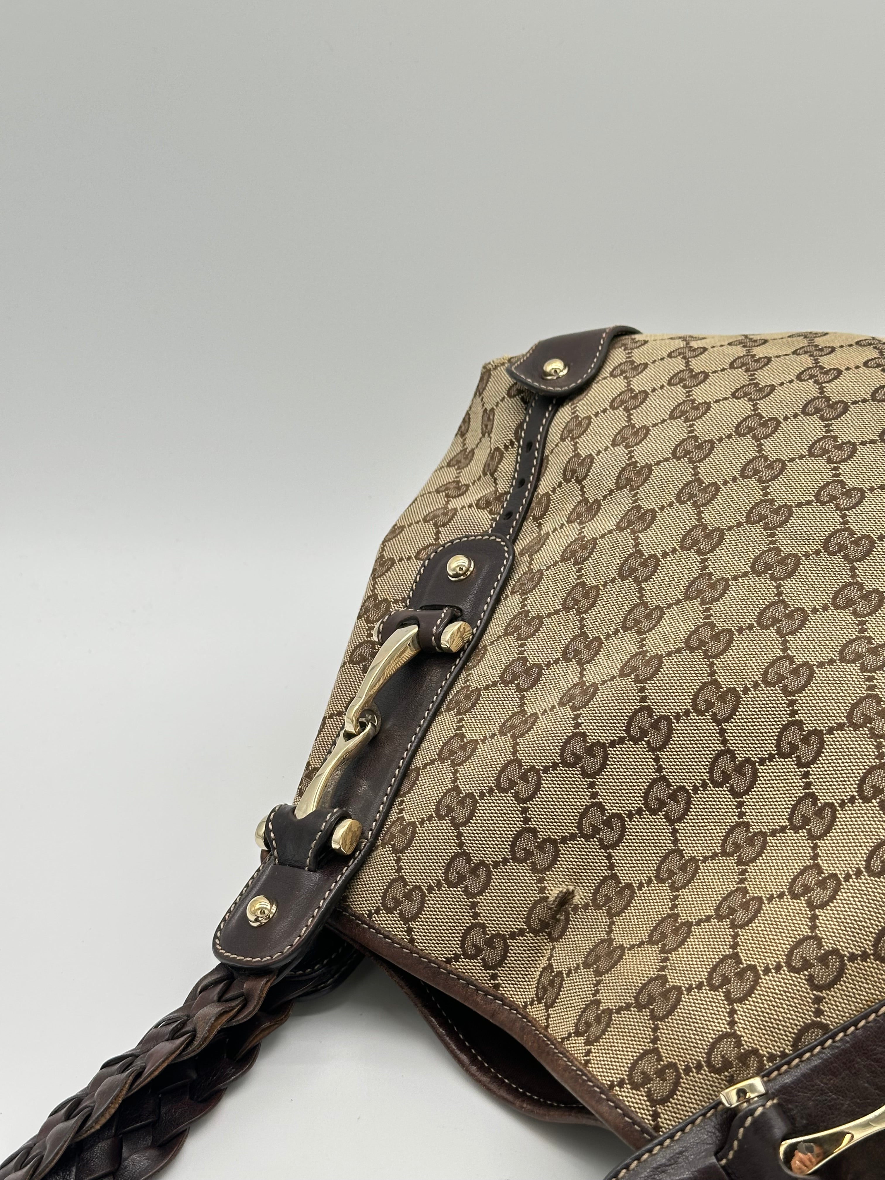 Gucci Pelham Canvas
